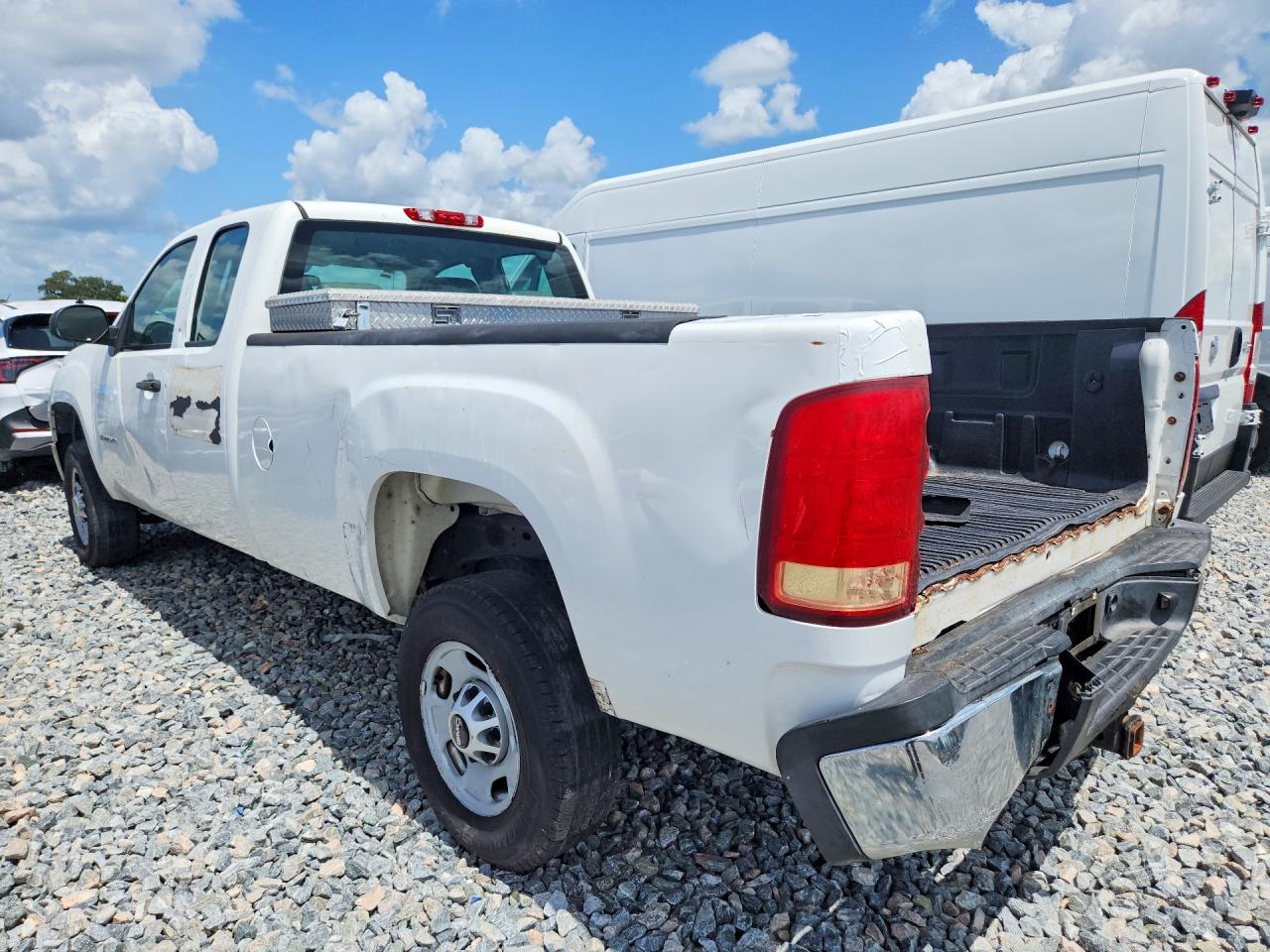 2011 Gmc Sierra C2500 Heavy Duty White vin: 1GT21ZCG4BZ136181