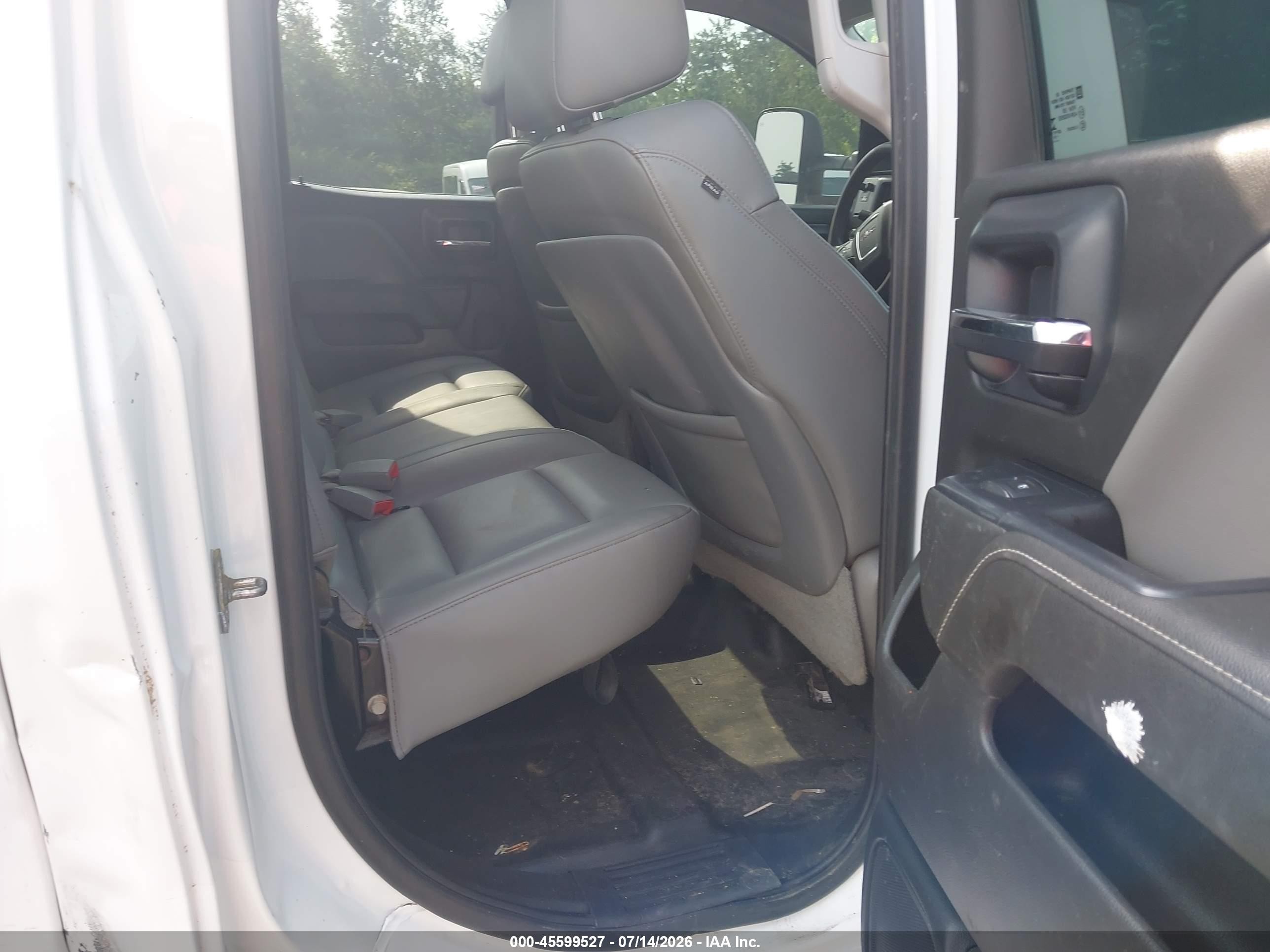 2015 Gmc Sierra 2500hd   Белый vin: 1GT22XE81FZ131792