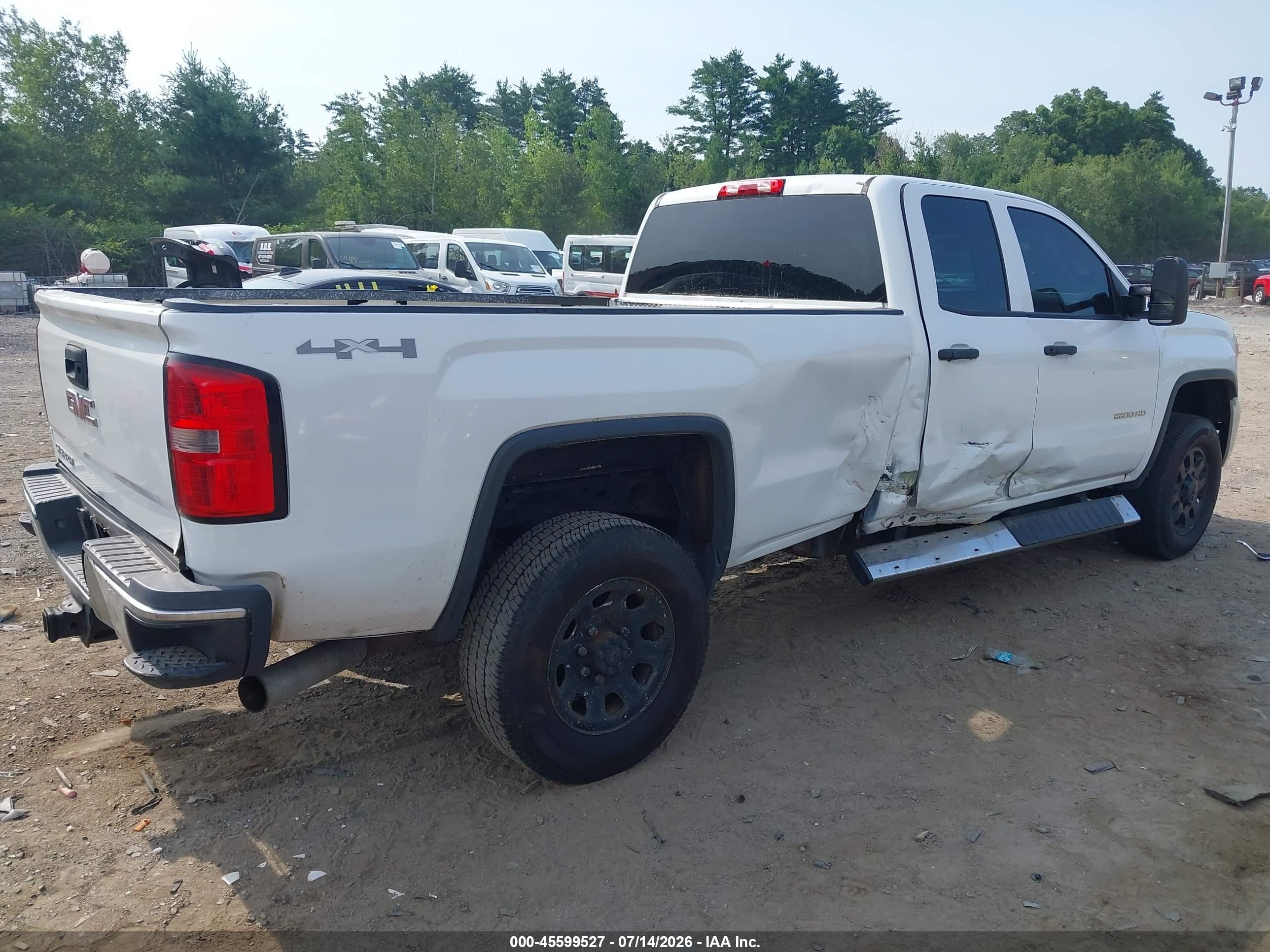2015 Gmc Sierra 2500hd   Белый vin: 1GT22XE81FZ131792