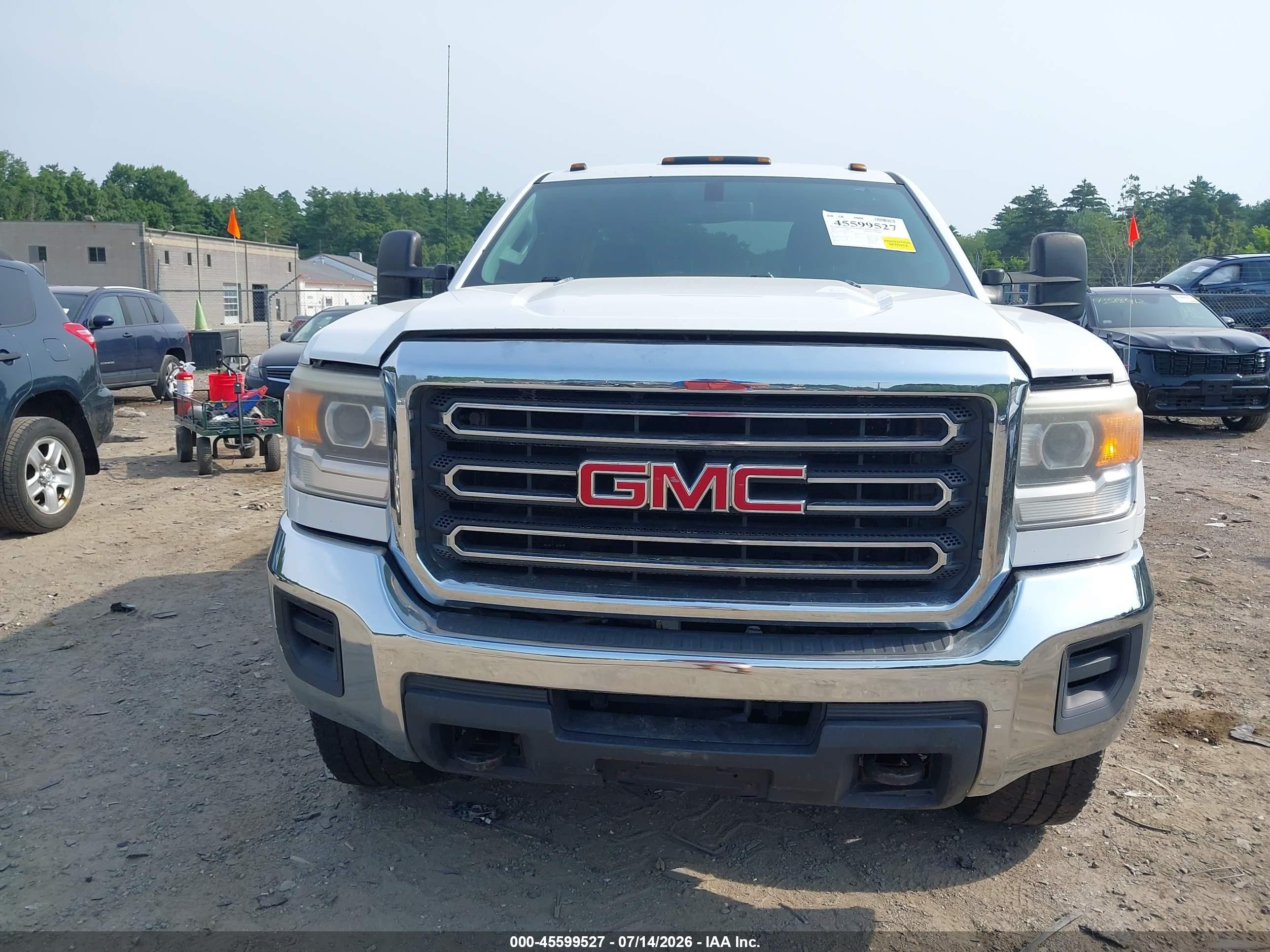 2015 Gmc Sierra 2500hd   Белый vin: 1GT22XE81FZ131792
