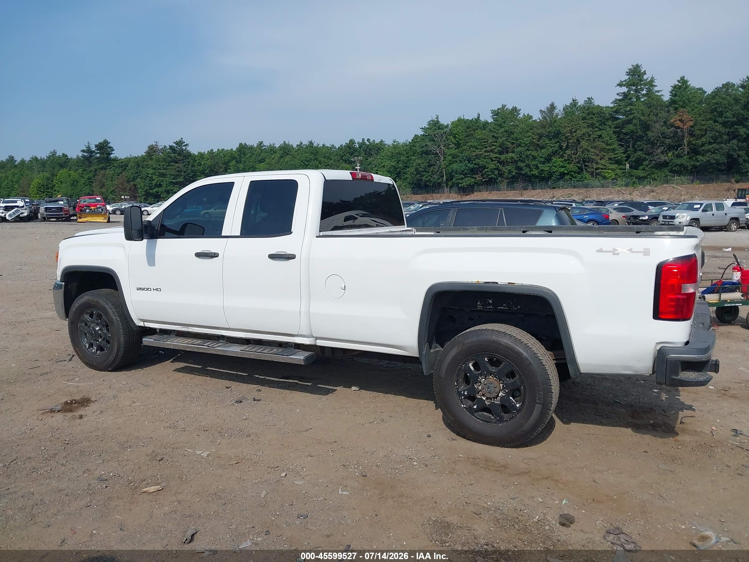 2015 Gmc Sierra 2500hd   Белый vin: 1GT22XE81FZ131792