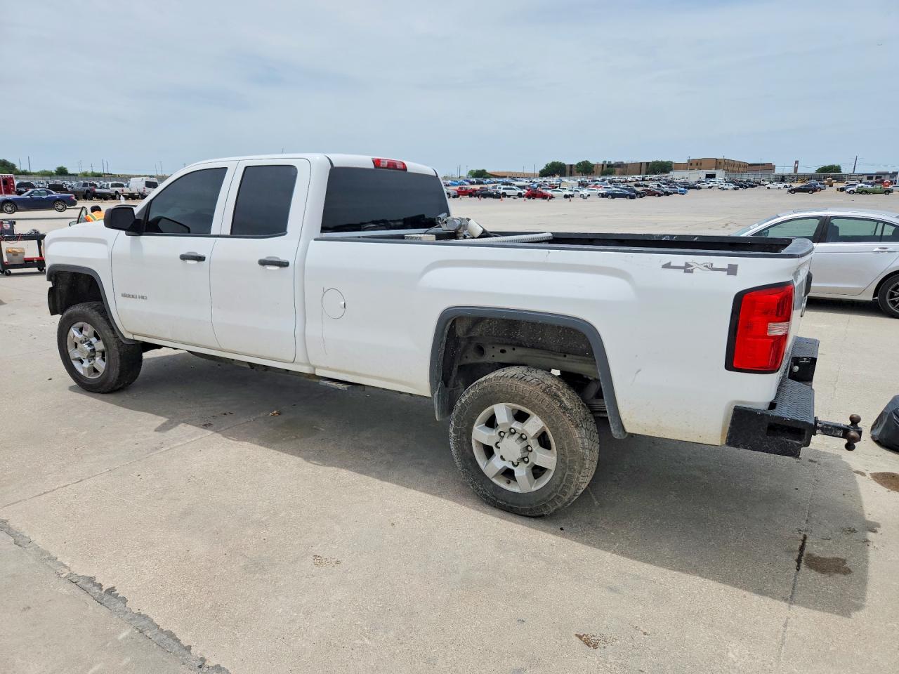 2015 Gmc Sierra K2500 Heavy Duty White vin: 1GT22XE83FZ124181