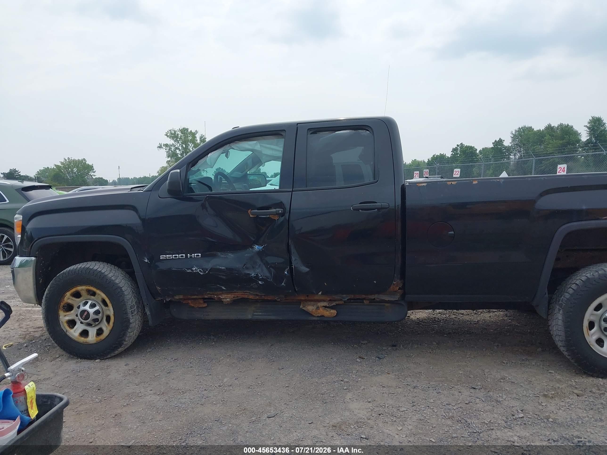 2015 Gmc Sierra 2500hd Available Wifi   Black vin: 1GT22XEG0FZ547680