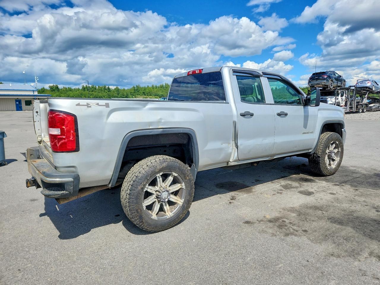 2015 Gmc Sierra K2500 Heavy Duty Silver vin: 1GT22XEG1FZ110769