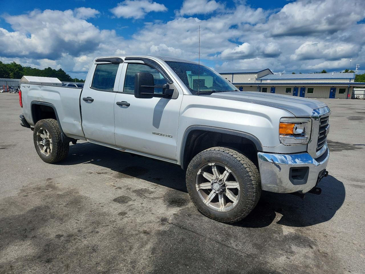 2015 Gmc Sierra K2500 Heavy Duty Silver vin: 1GT22XEG1FZ110769