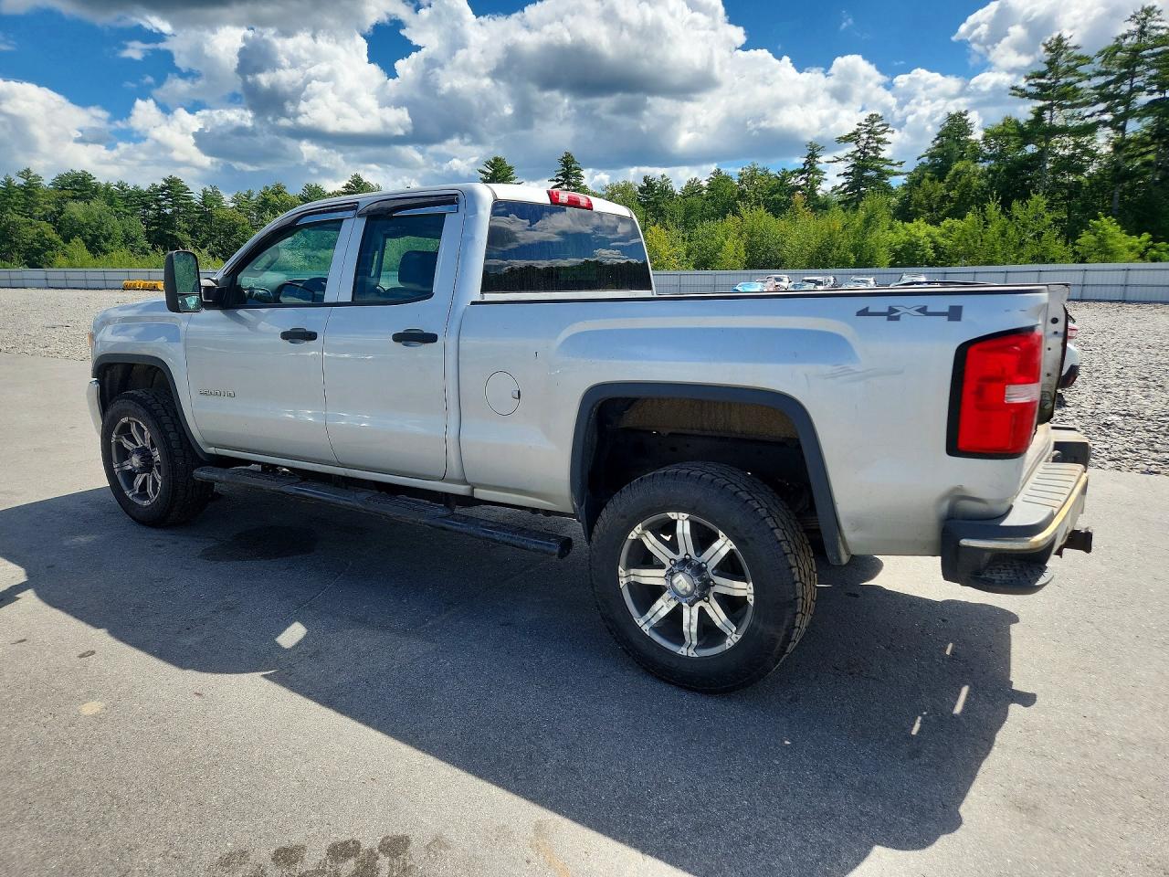 2015 Gmc Sierra K2500 Heavy Duty Silver vin: 1GT22XEG1FZ110769