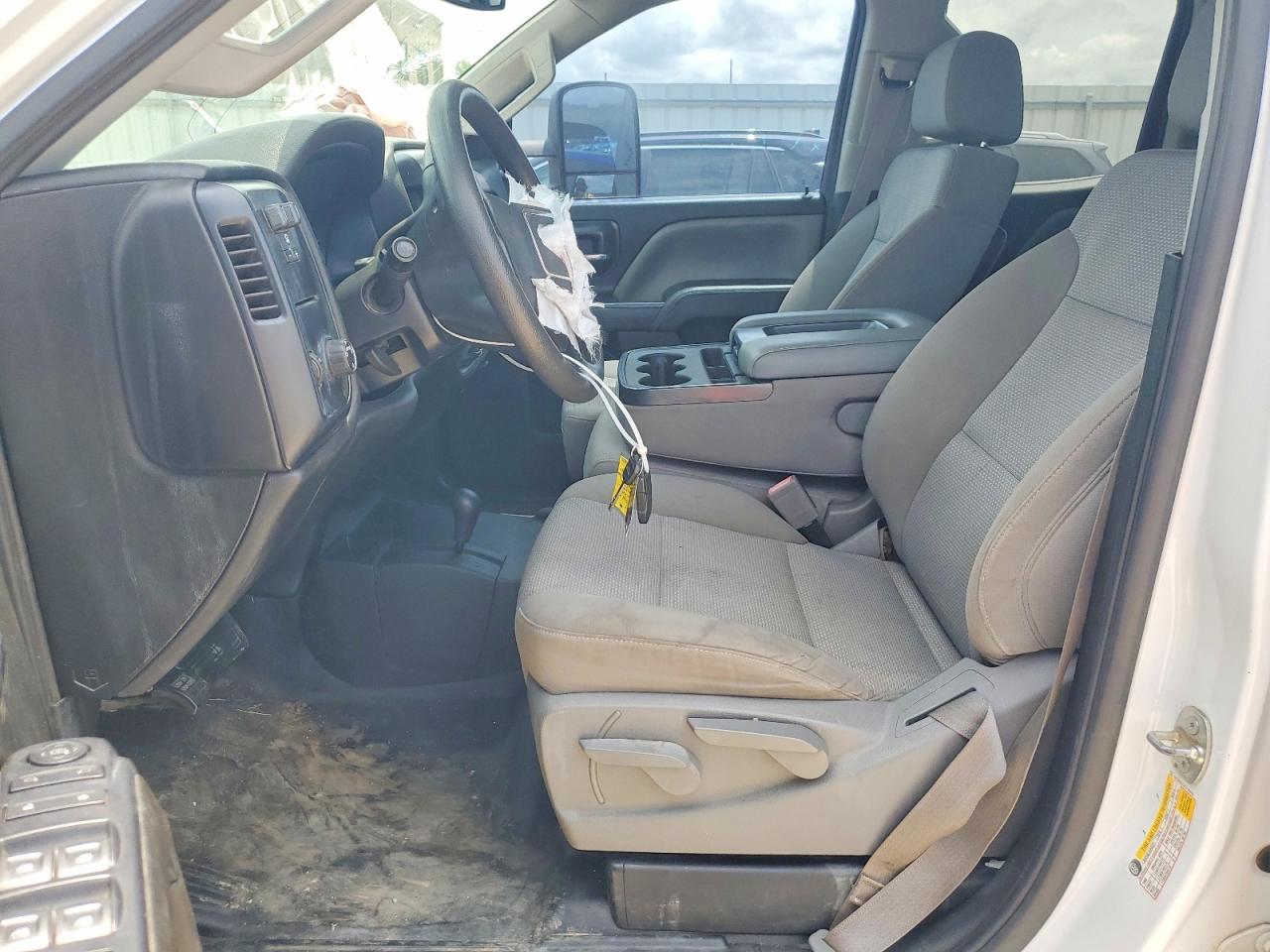 2015 Gmc Sierra K2500 Heavy Duty White vin: 1GT22XEG2FZ128410