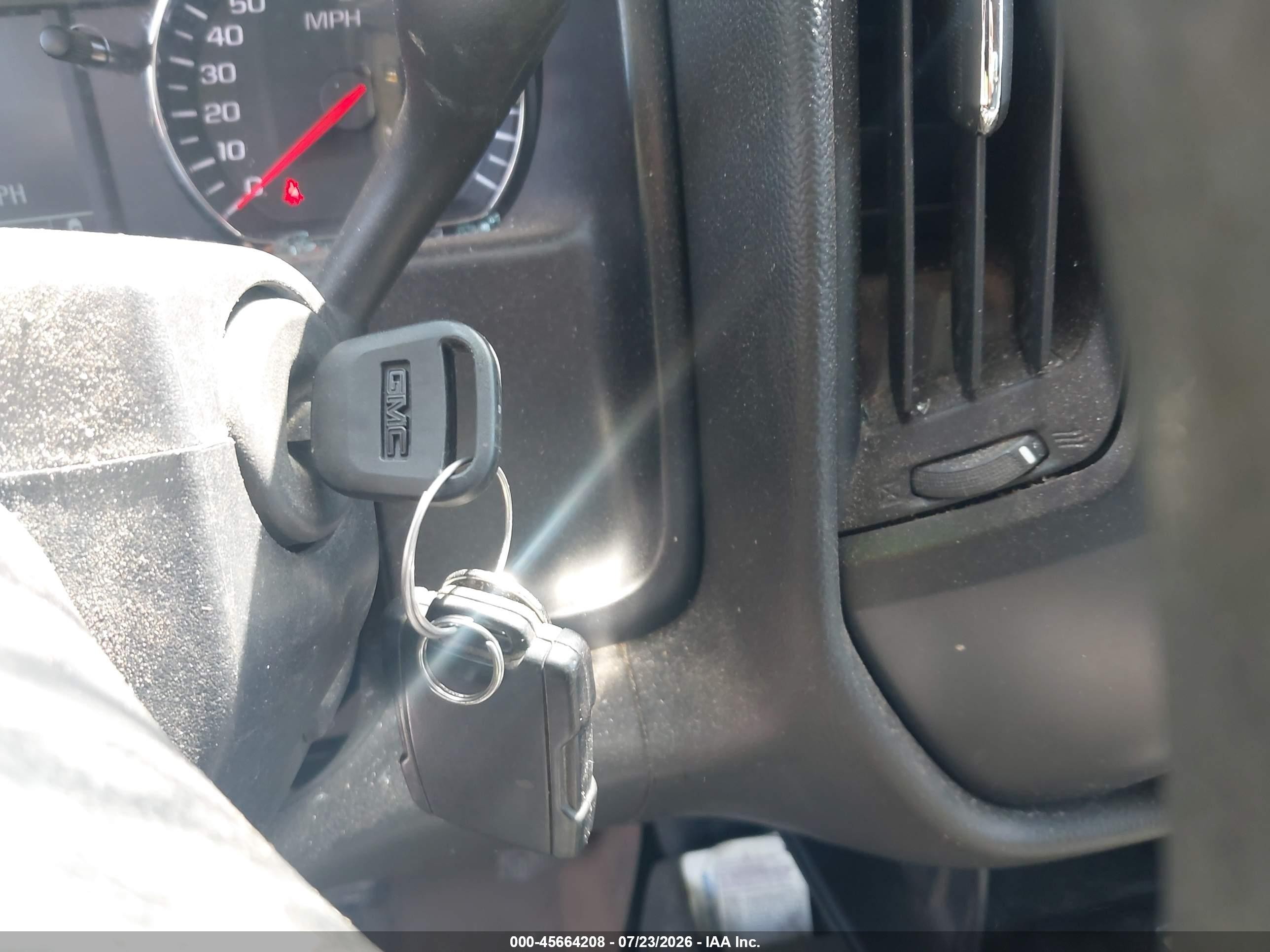 2015 Gmc Sierra 2500hd Available Wifi   White vin: 1GT22XEG6FZ520824