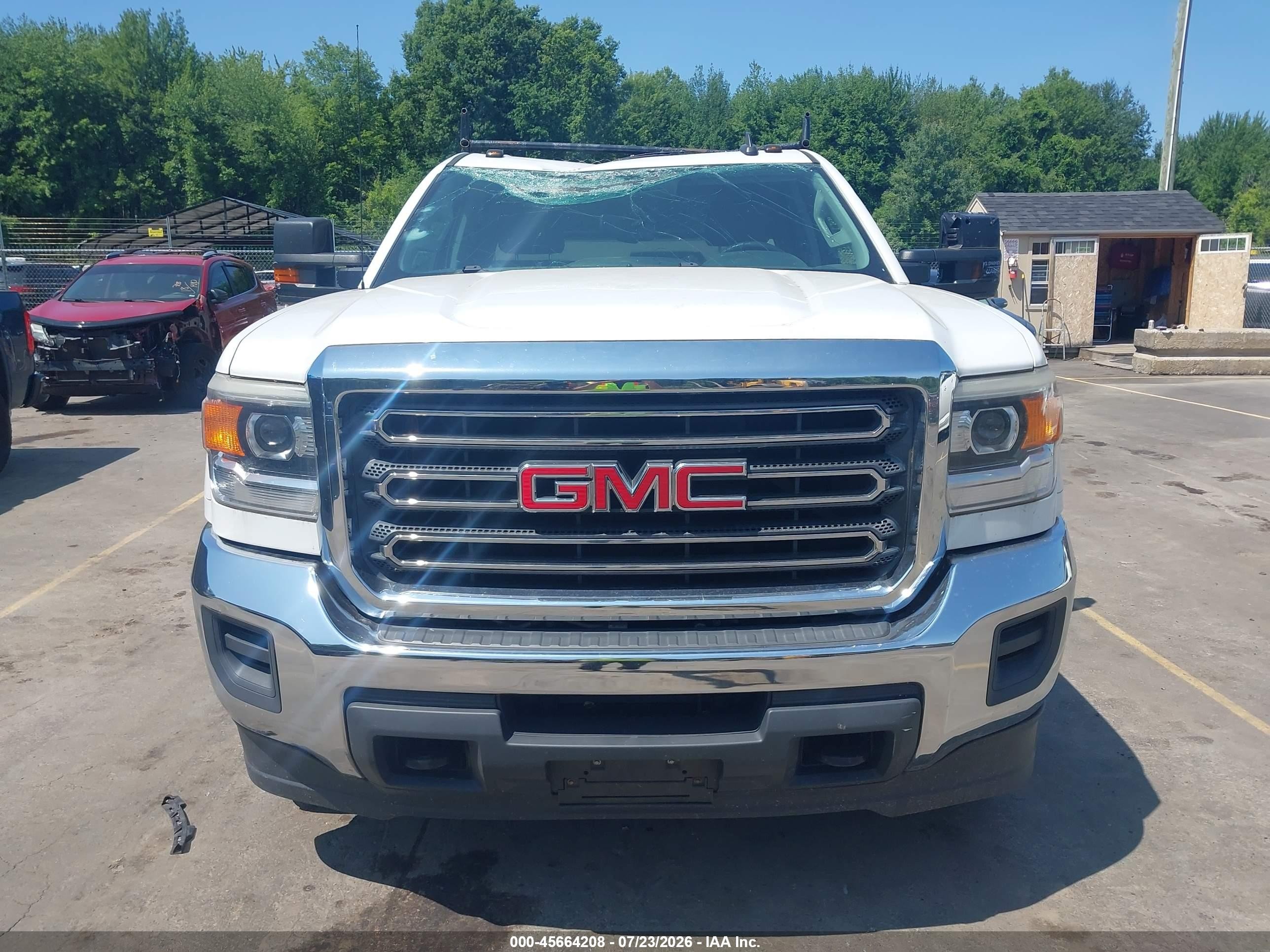 2015 Gmc Sierra 2500hd Available Wifi   White vin: 1GT22XEG6FZ520824