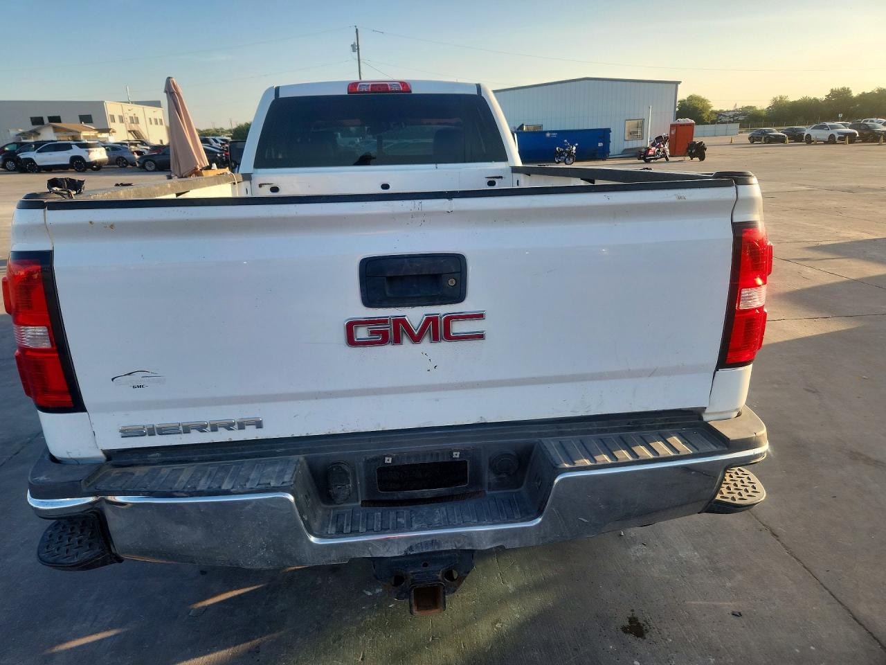 2015 Gmc Sierra K2500 Heavy Duty White vin: 1GT22XEG9FZ100247