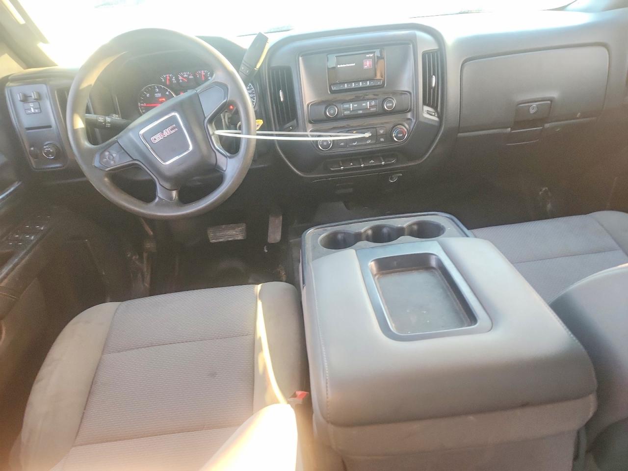 2015 Gmc Sierra K2500 Heavy Duty White vin: 1GT22XEG9FZ100247