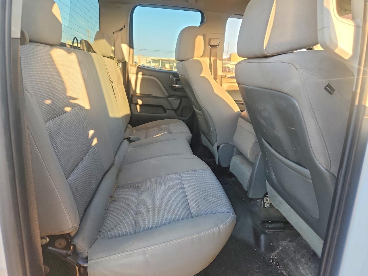 2015 Gmc Sierra K2500 Heavy Duty White vin: 1GT22XEG9FZ100247