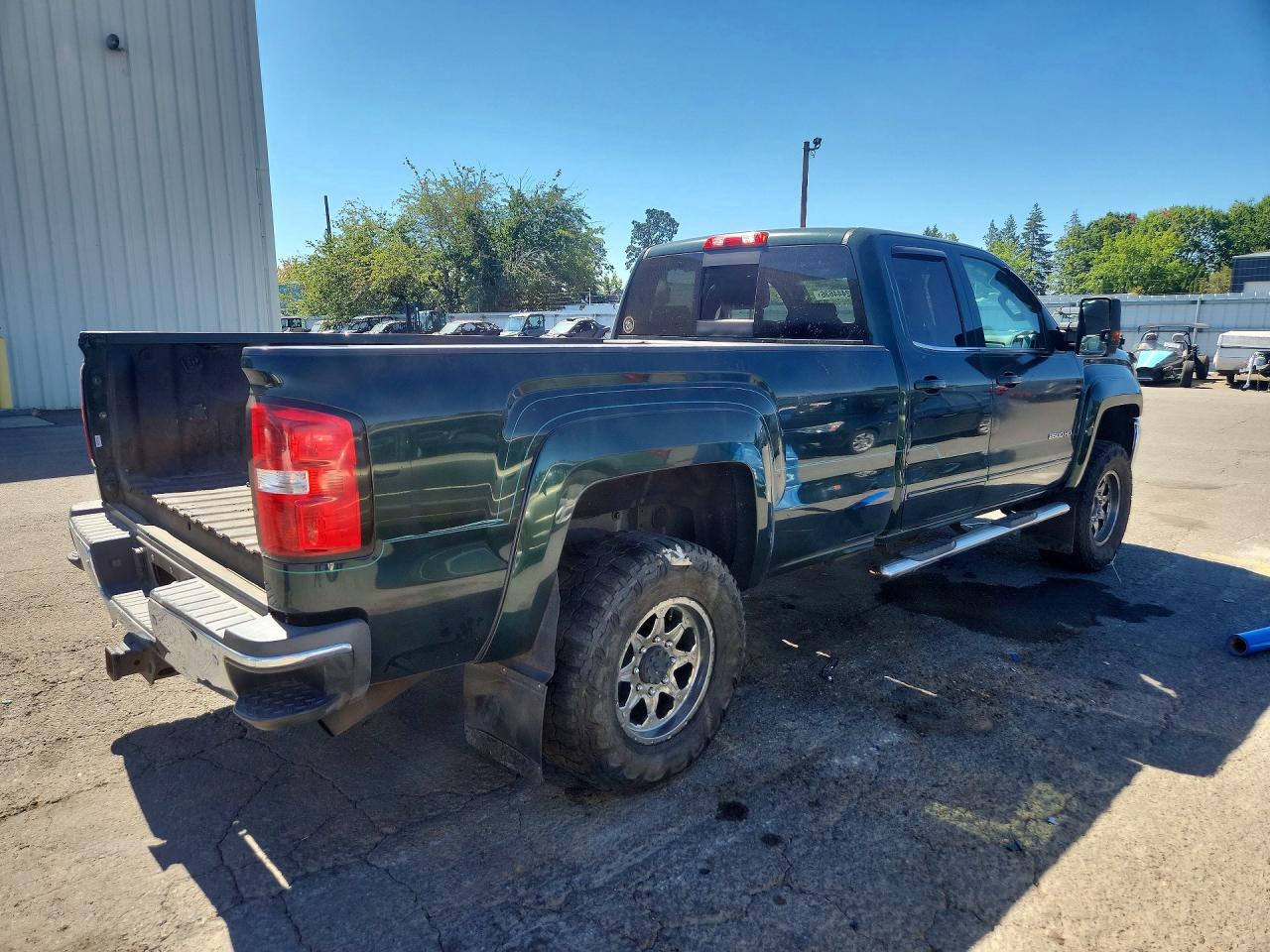 2015 Gmc Sierra K2500 Sle Green vin: 1GT22YEG6FZ517024