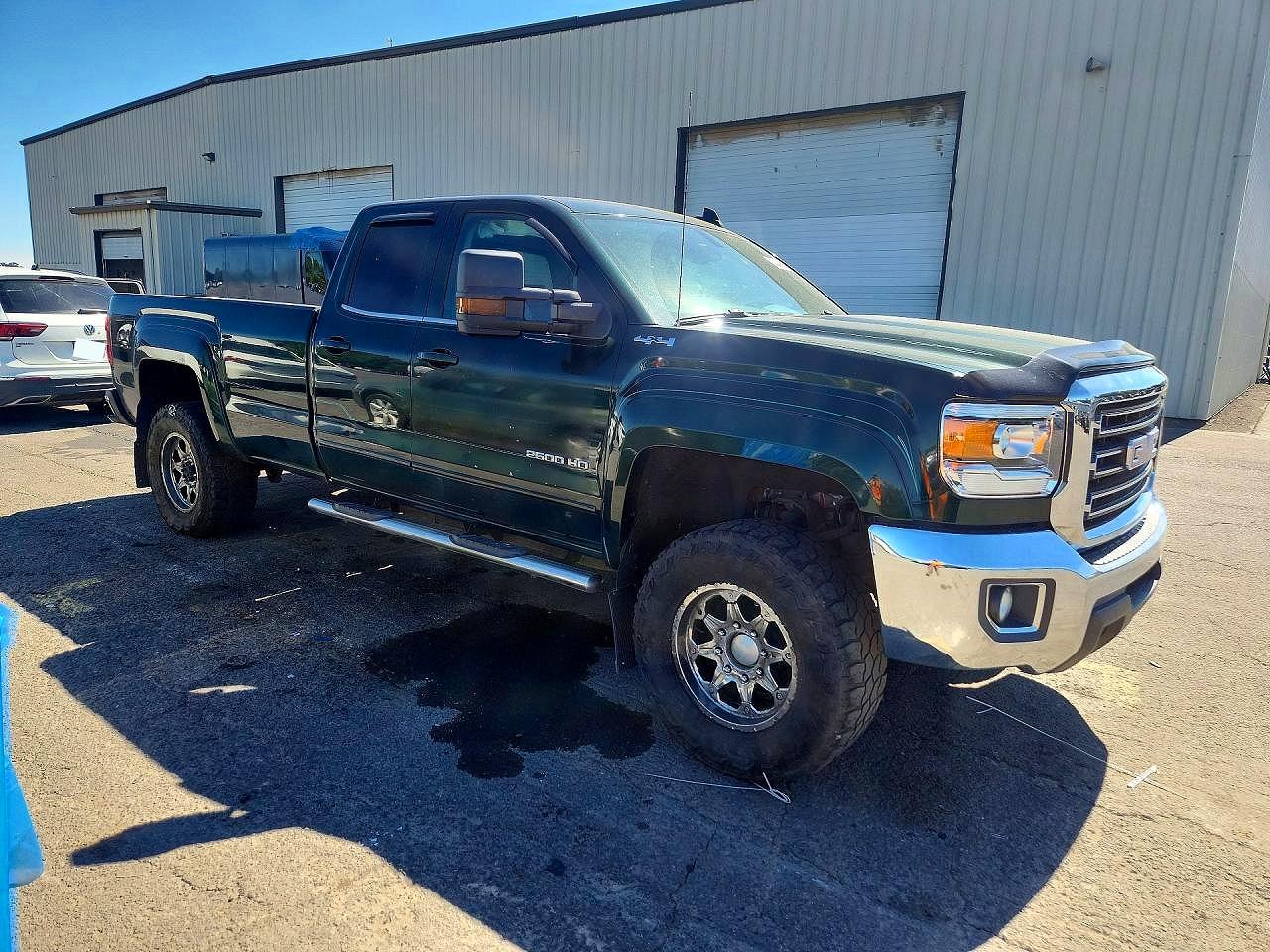 2015 Gmc Sierra K2500 Sle Green vin: 1GT22YEG6FZ517024