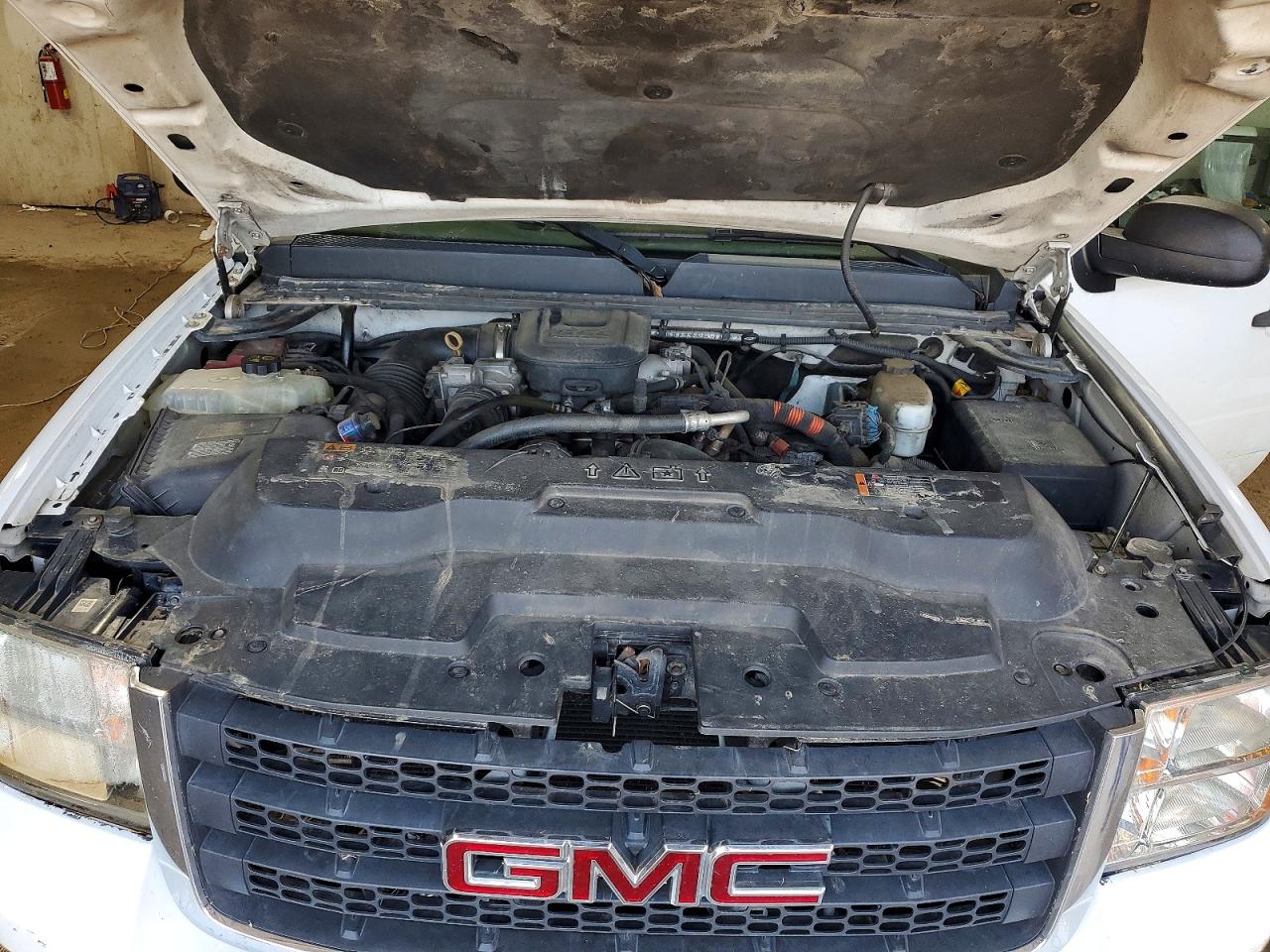 2013 Gmc Sierra K2500 Heavy Duty White vin: 1GT22ZC89DZ235359