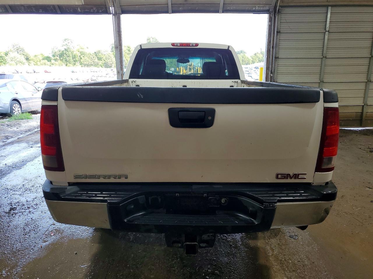 2013 Gmc Sierra K2500 Heavy Duty White vin: 1GT22ZC89DZ235359