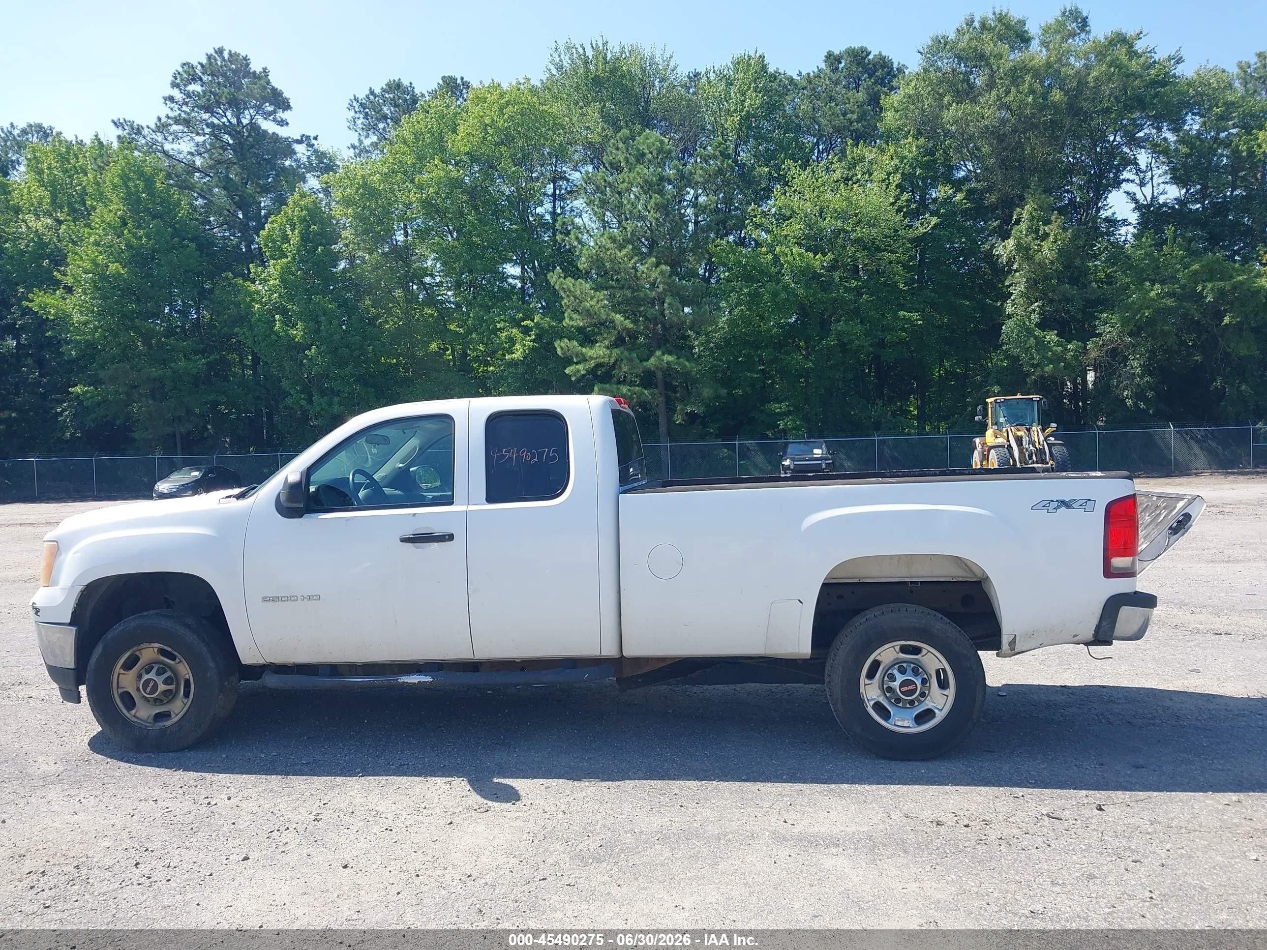 2011 Gmc Sierra 2500hd Work Truck White vin: 1GT22ZCG5BZ350366