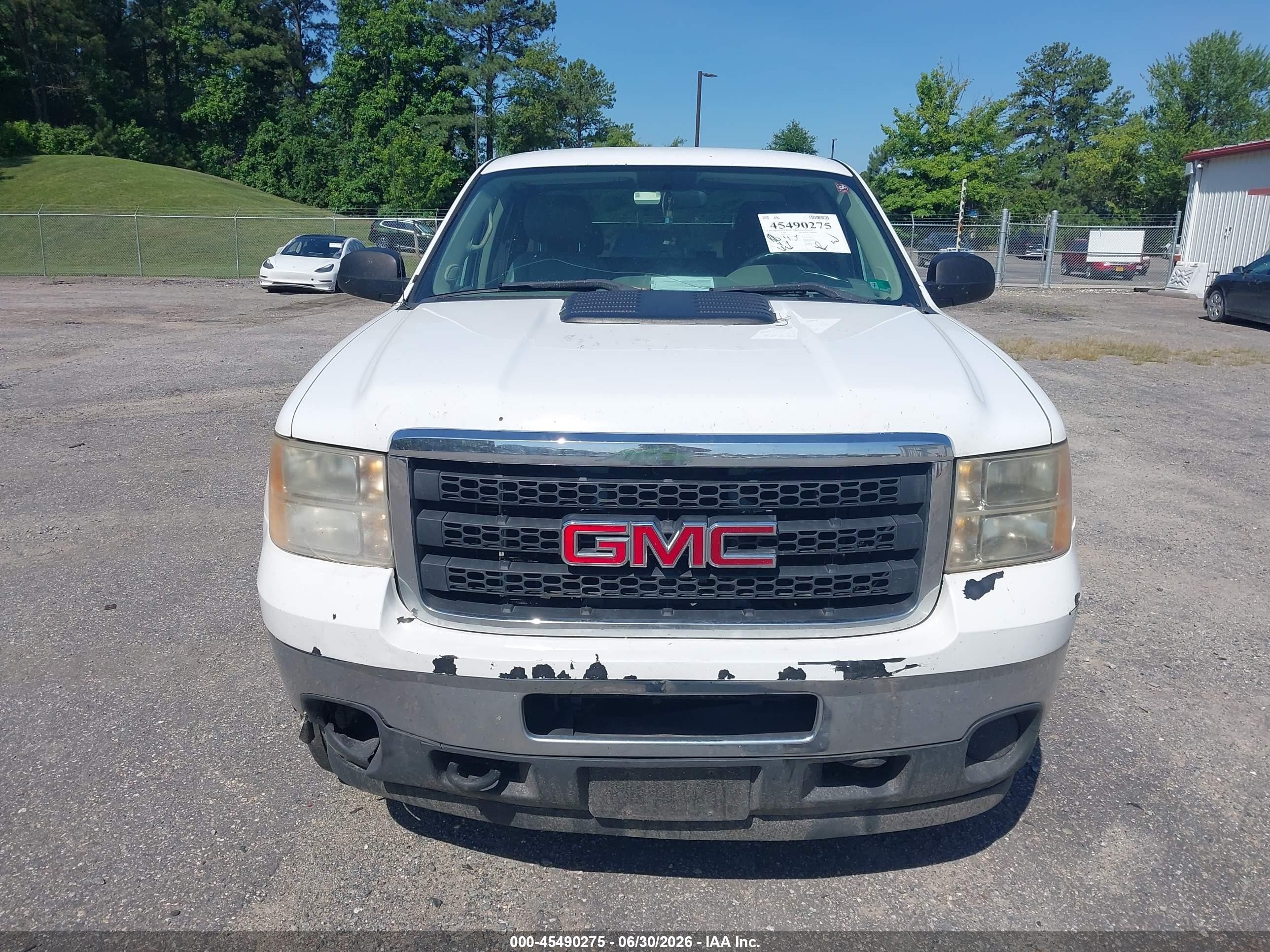 2011 Gmc Sierra 2500hd Work Truck White vin: 1GT22ZCG5BZ350366