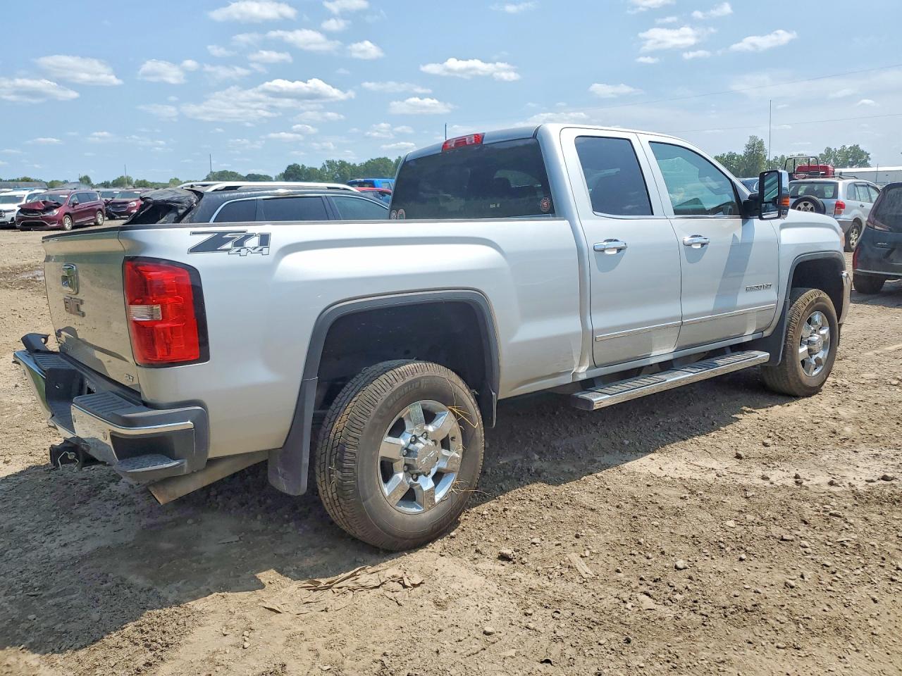 2015 Gmc Sierra K2500 Slt Silver vin: 1GT22ZEG1FZ547683