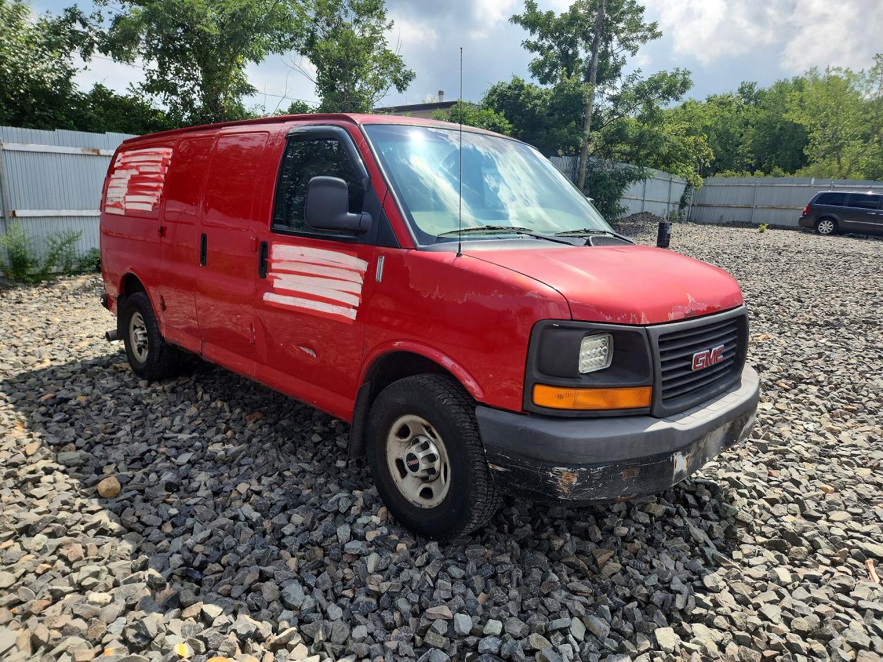 2010 Gmc Savana G3500 Red vin: 1GT2GTAG3A1114751