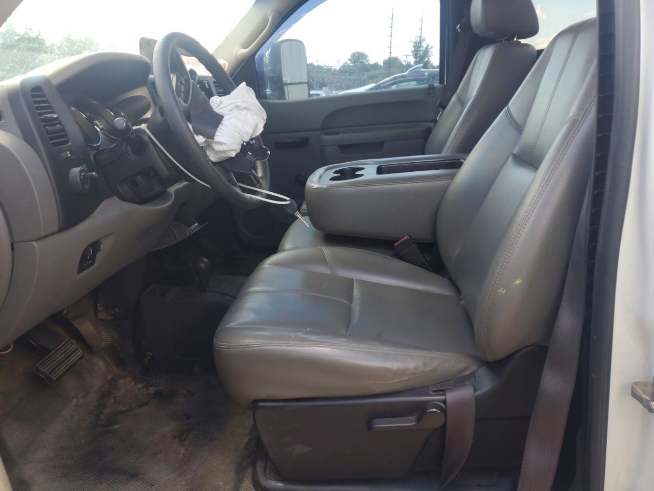 2010 Gmc Sierra K2500 Heavy Duty White vin: 1GT3KZBG2AF110181