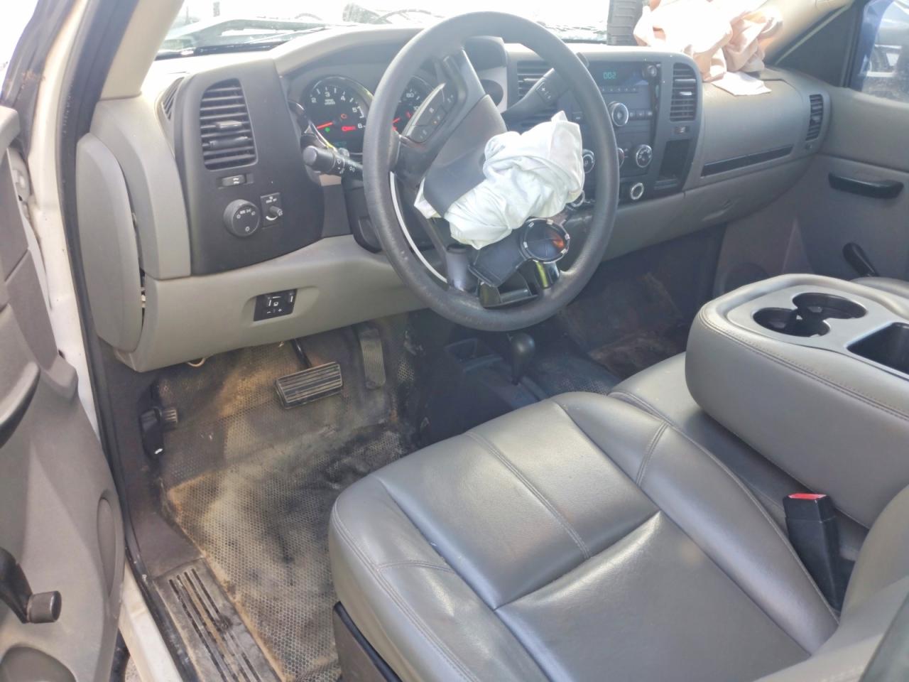 2010 Gmc Sierra K2500 Heavy Duty White vin: 1GT3KZBG2AF110181