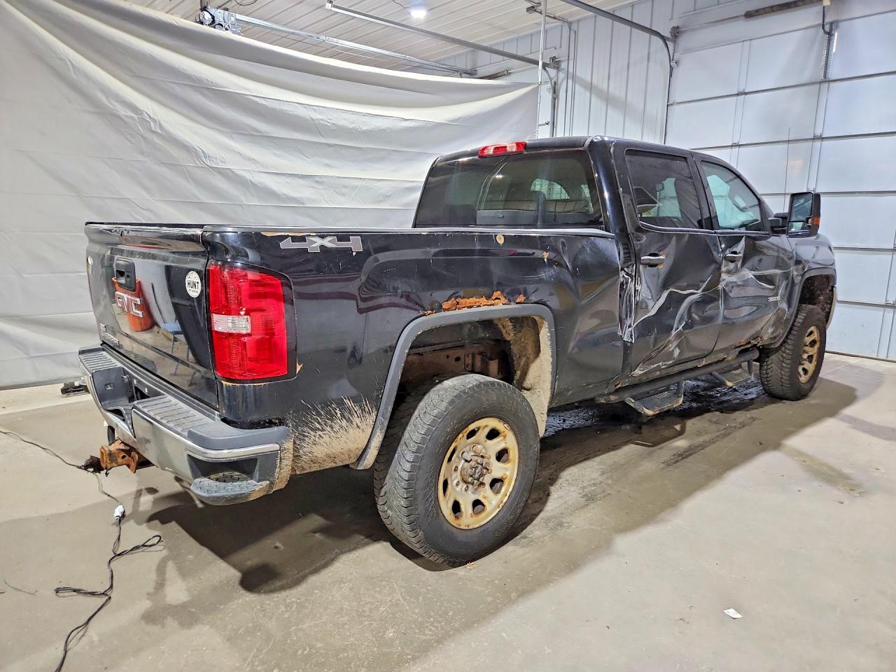 2015 Gmc Sierra K3500 Черный vin: 1GT421EG2FF666256