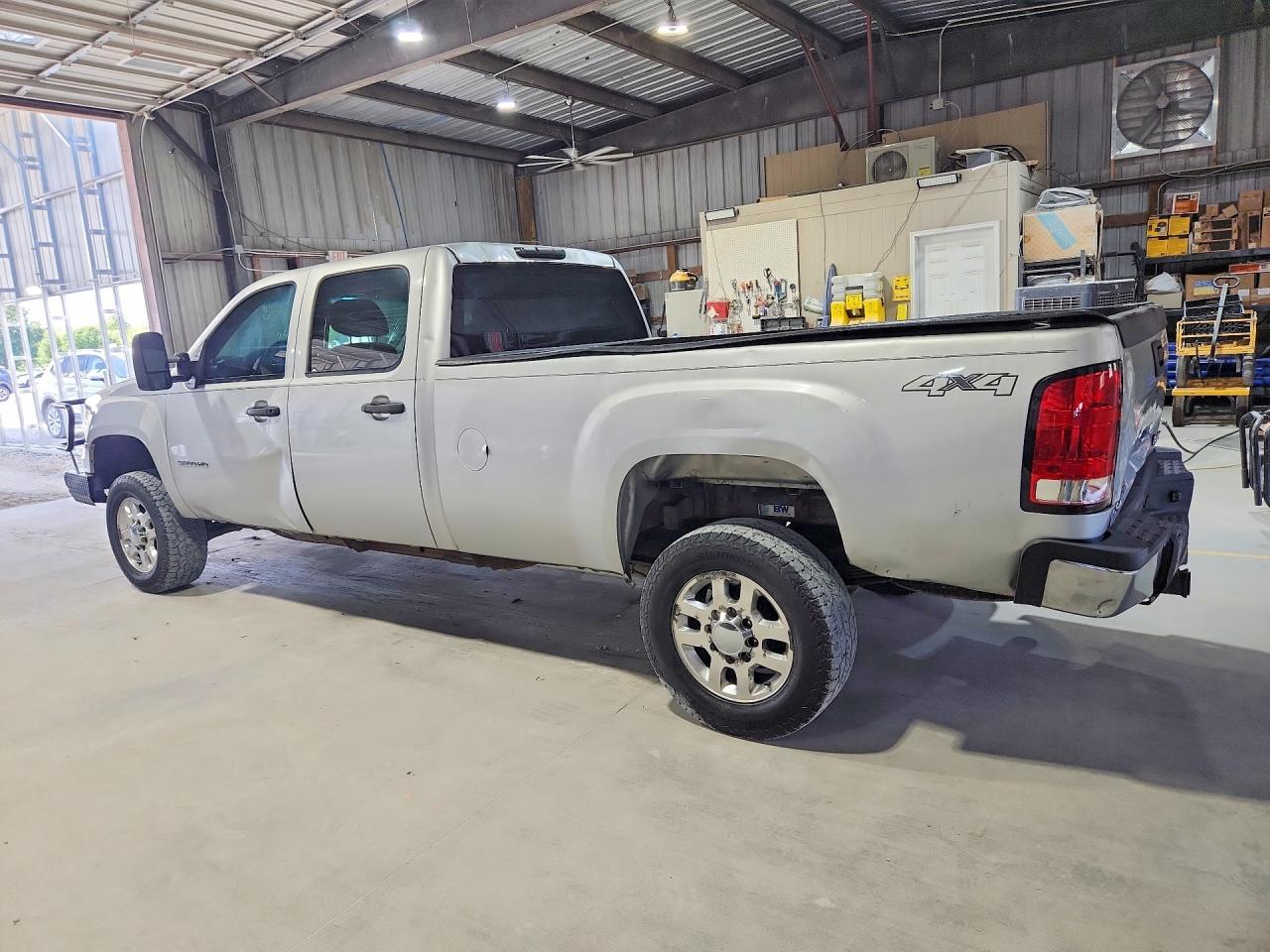 2013 Gmc Sierra 3500hd Gray vin: 1GT422C82DF143754