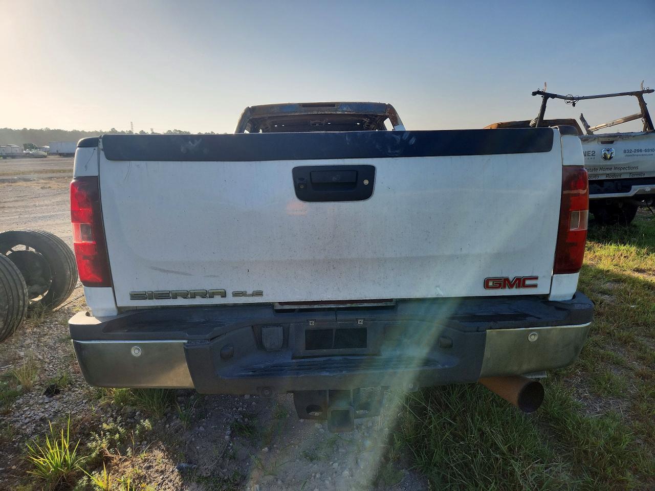 2011 Gmc Sierra K3500 Sle Белый vin: 1GT423C83BF115089