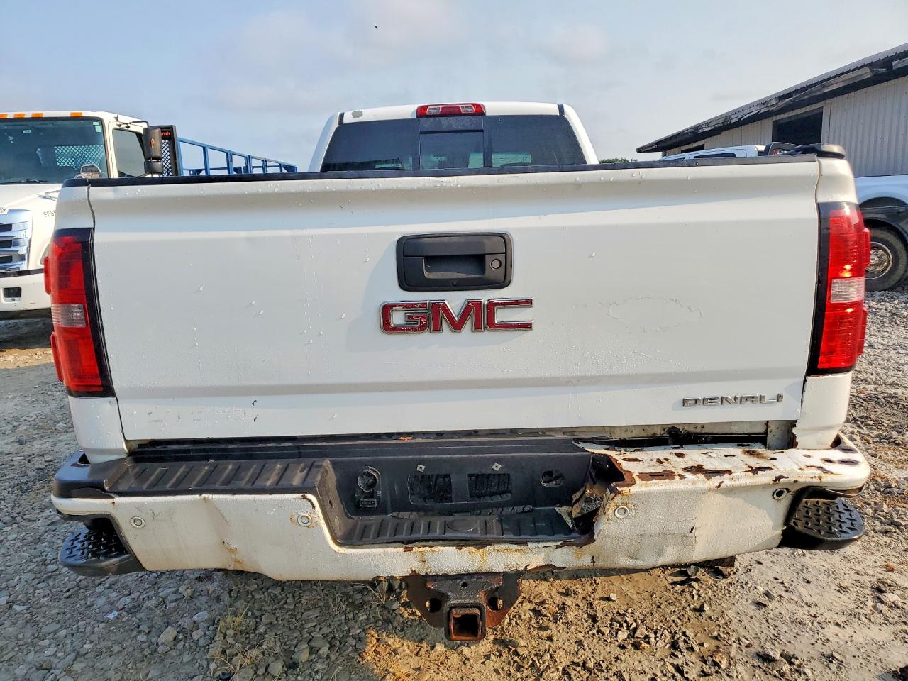 2015 Gmc Sierra K3500 Denali White vin: 1GT424E88FF638262