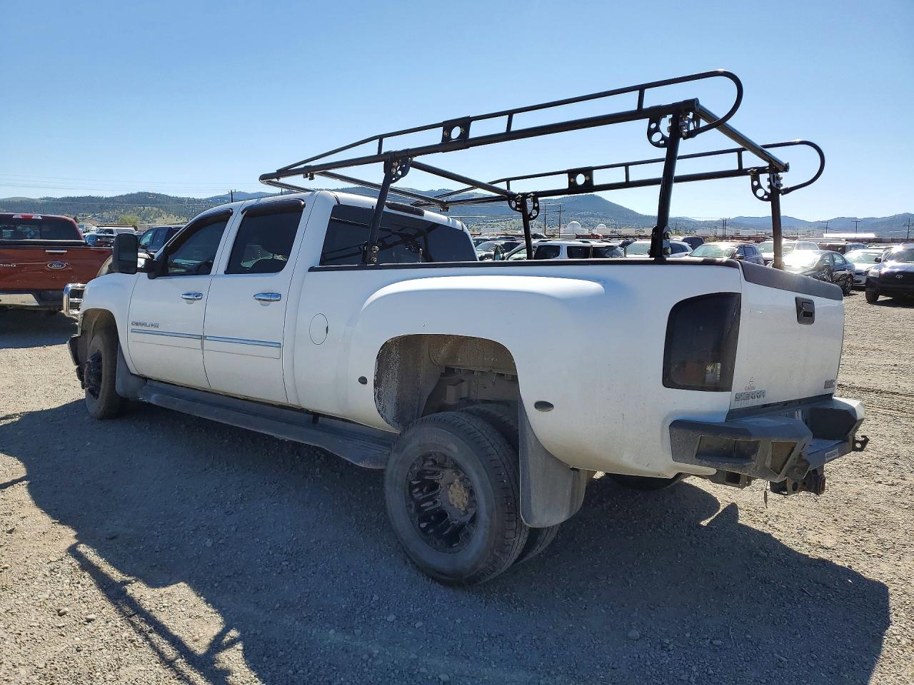 2011 Gmc Sierra K3500 Denali White vin: 1GT426C85BF150251