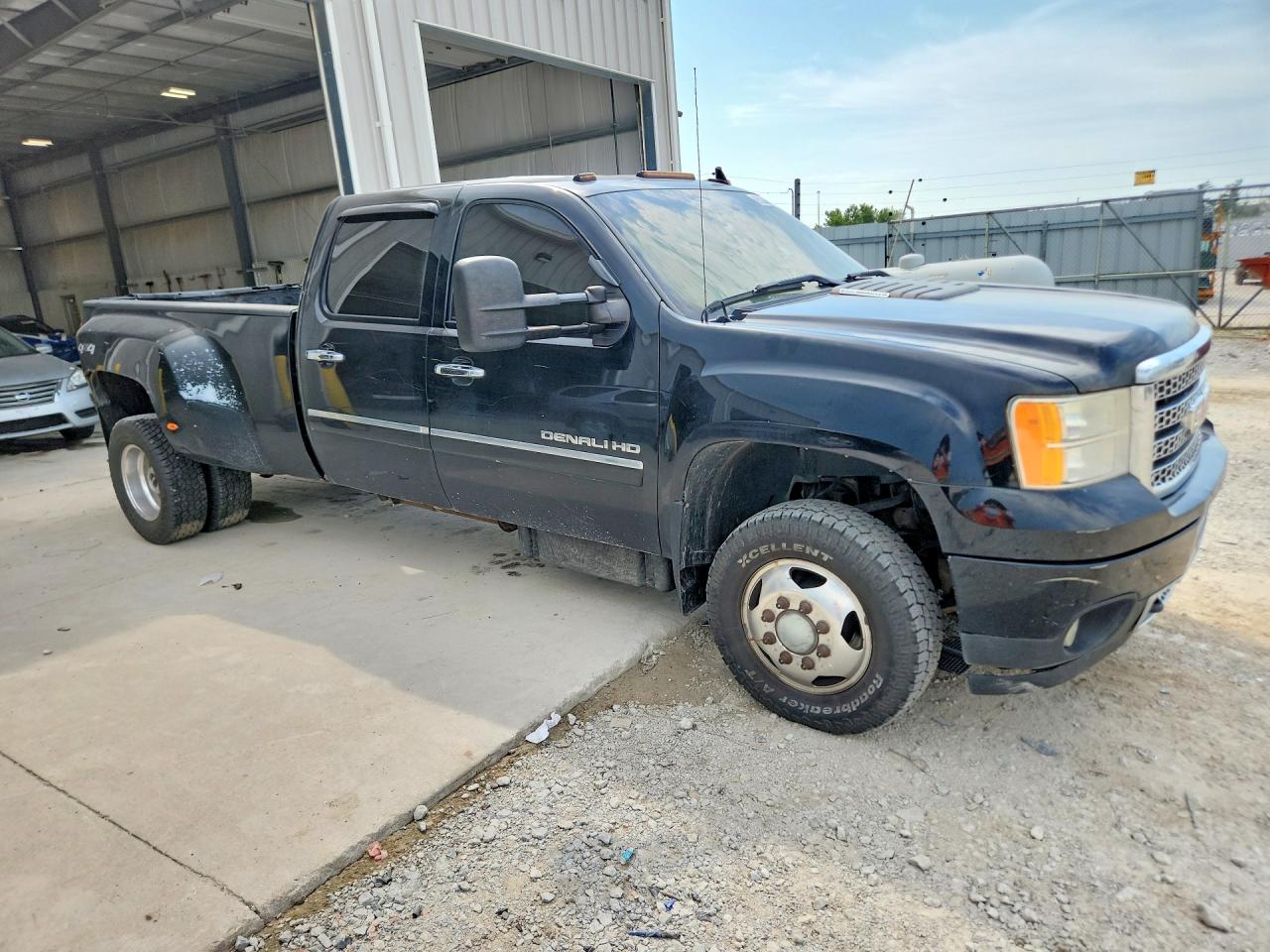 2013 Gmc Sierra K3500 Denali Black vin: 1GT426C85DF140709