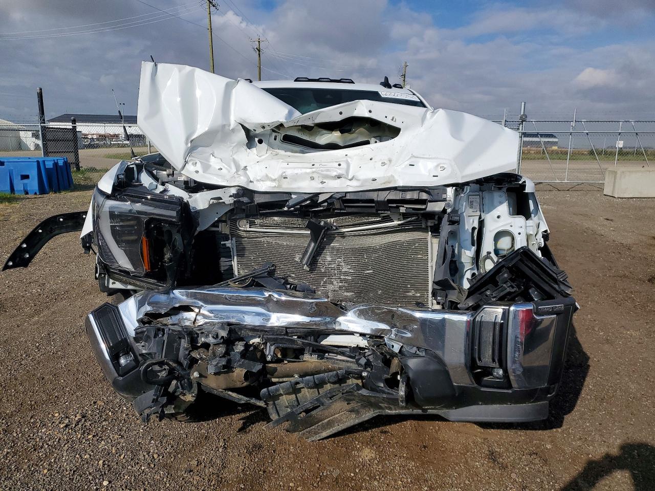 2024 Gmc Sierra K2500 Sle White vin: 1GT49ME79RF304247