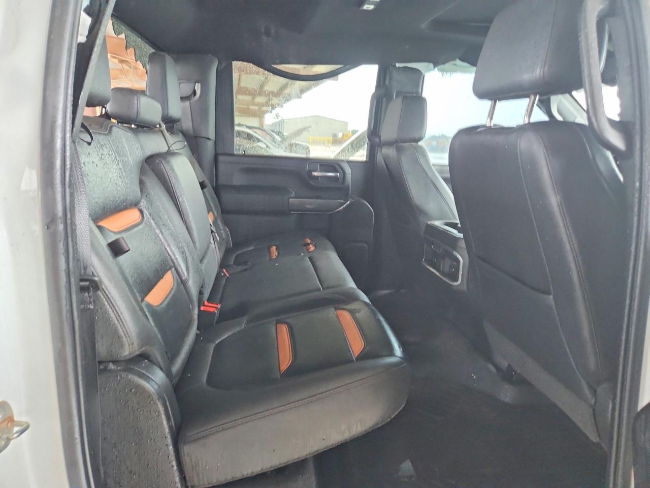 2023 Gmc Sierra K2500 At4 White vin: 1GT49PEY8PF245702