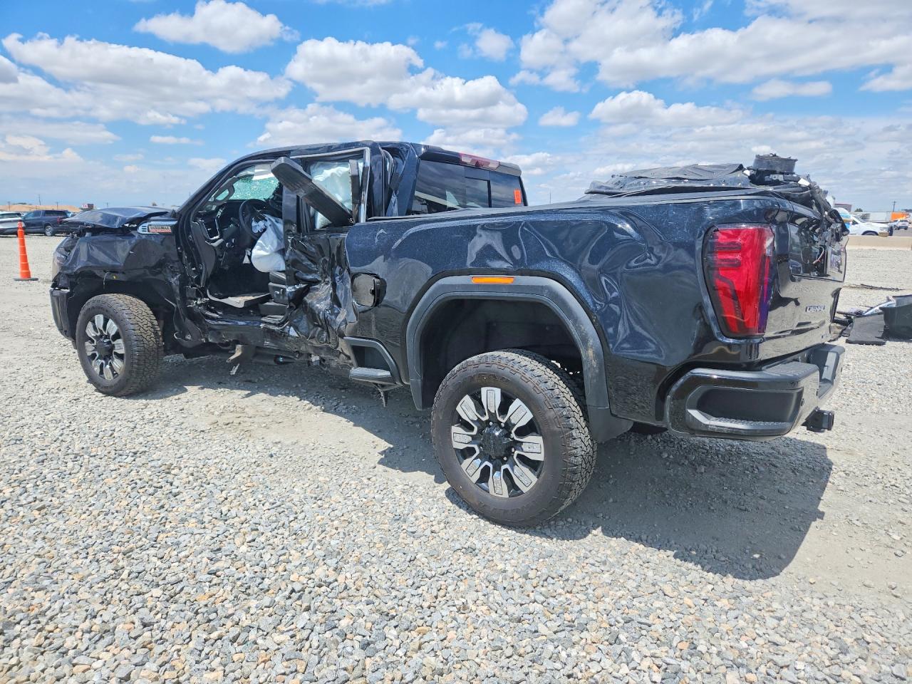 2024 Gmc Sierra K2500 Denali Black vin: 1GT49REY5RF410071