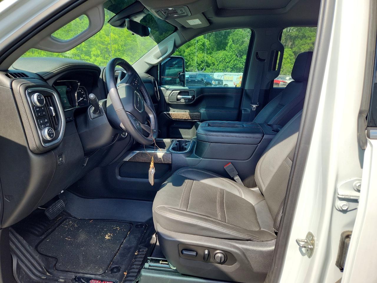 2021 Gmc Sierra K3500 Denali White vin: 1GT49WE73MF203466