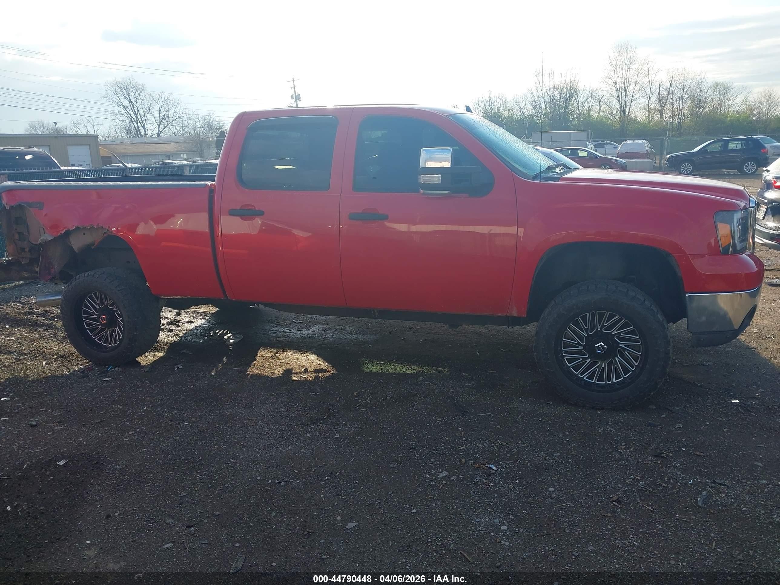2010 Gmc Sierra 2500hd Sle Red vin: 1GT4K0B63AF131838