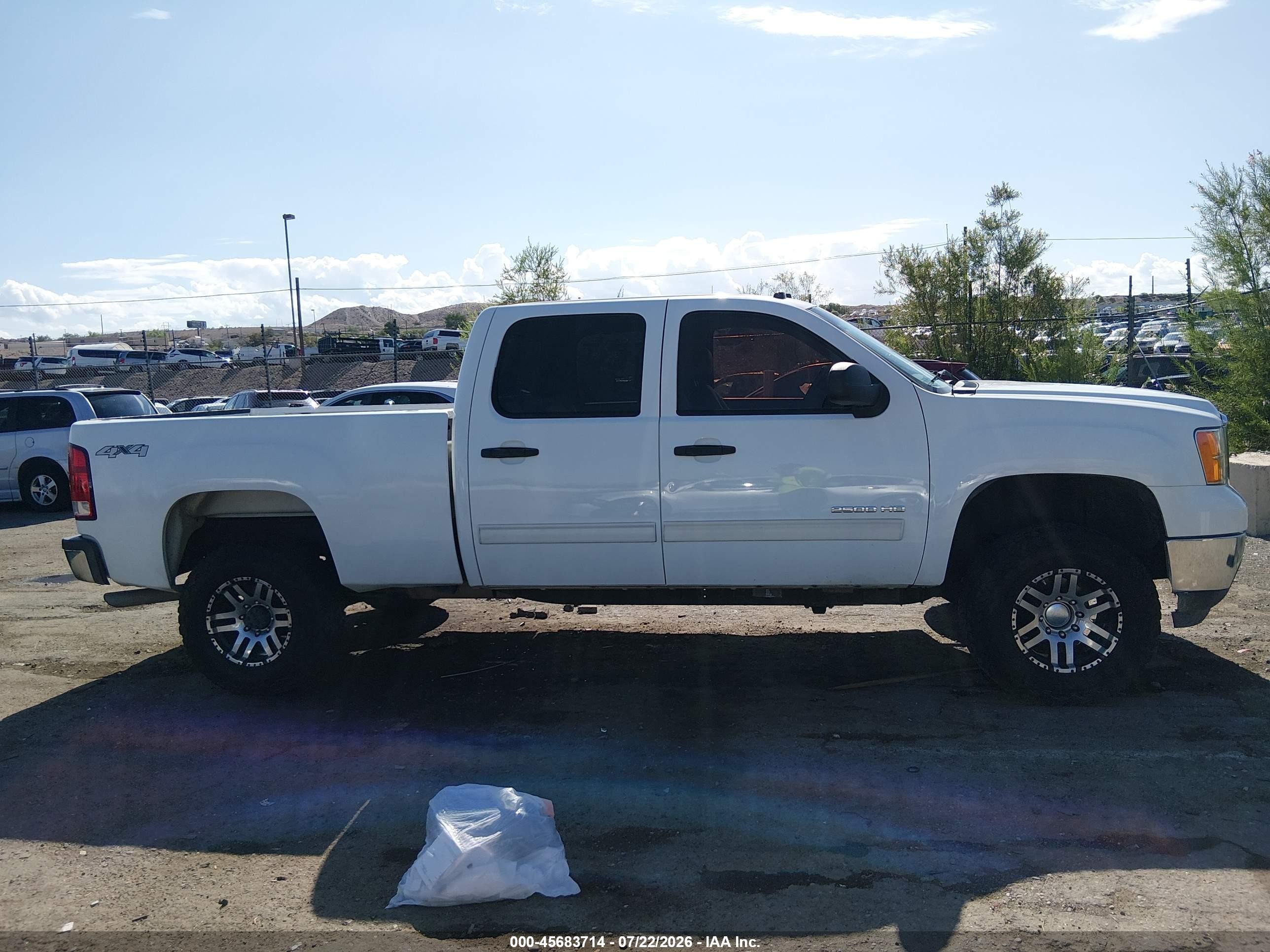 2010 Gmc Sierra 2500hd Sle White vin: 1GT4K0BG6AF105324