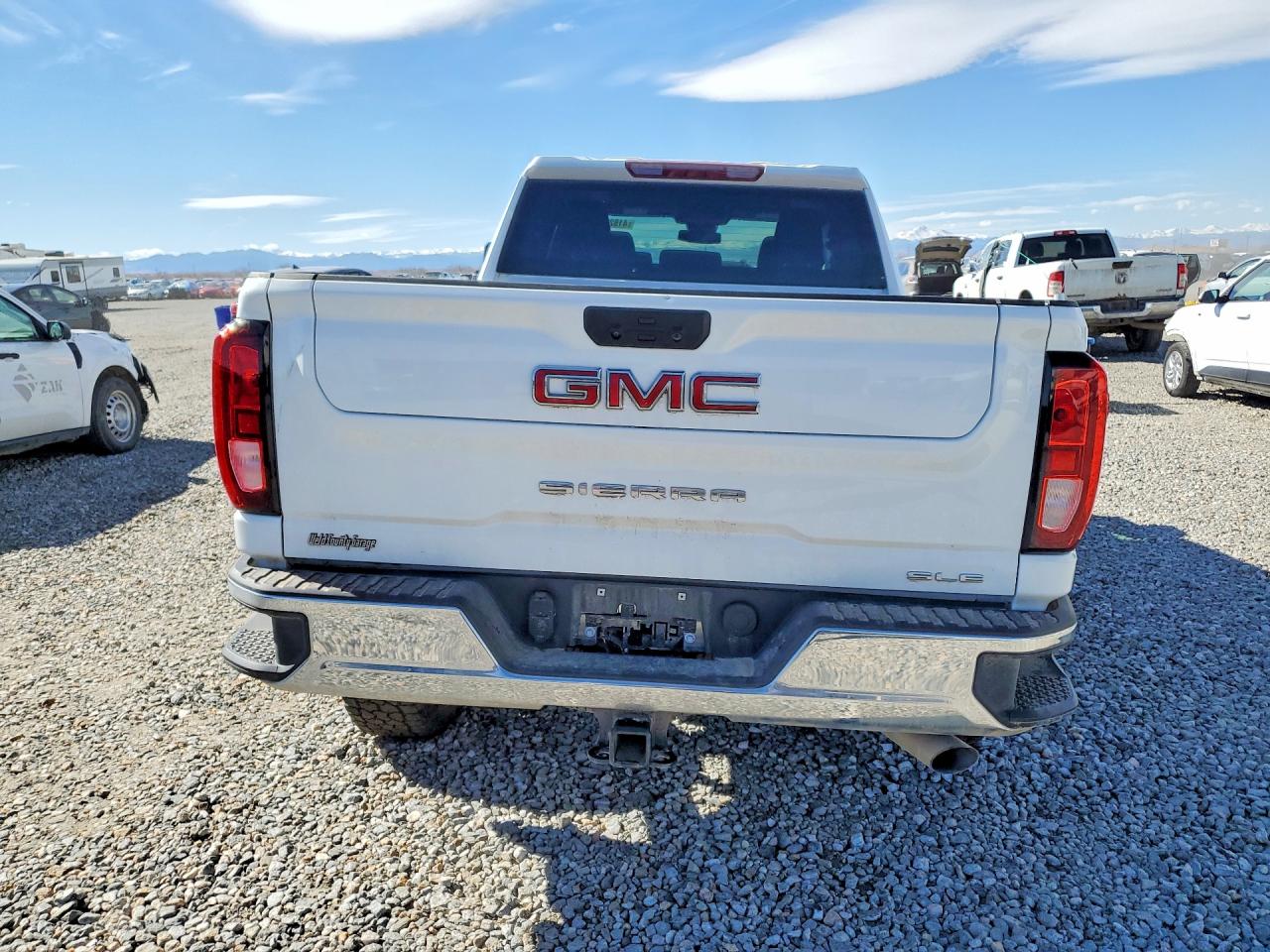 2025 Gmc Sierra K2500 Sle White vin: 1GT4UME72SF235826
