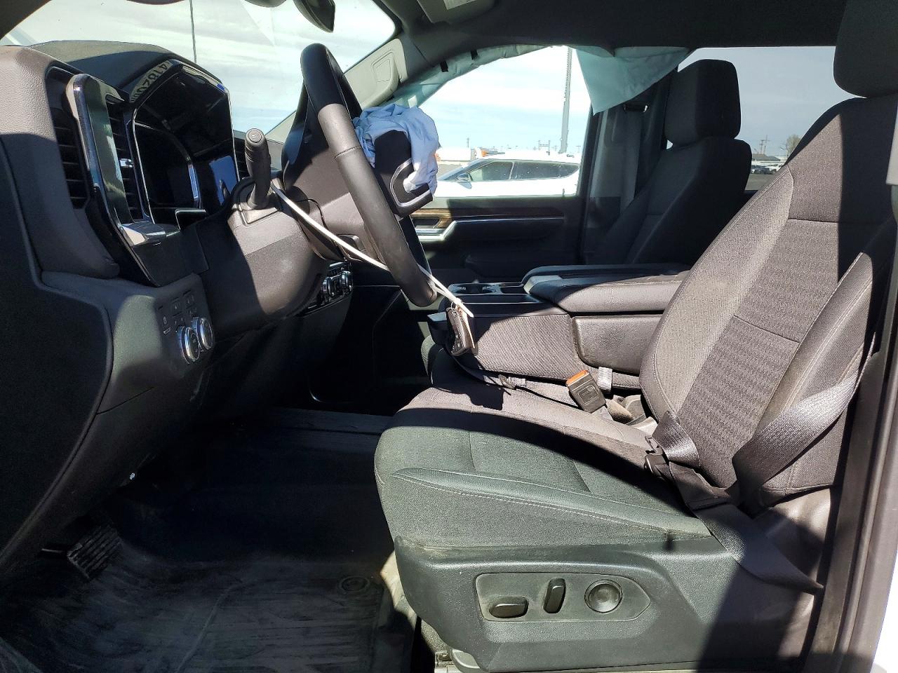 2025 Gmc Sierra K2500 Sle White vin: 1GT4UME72SF235826