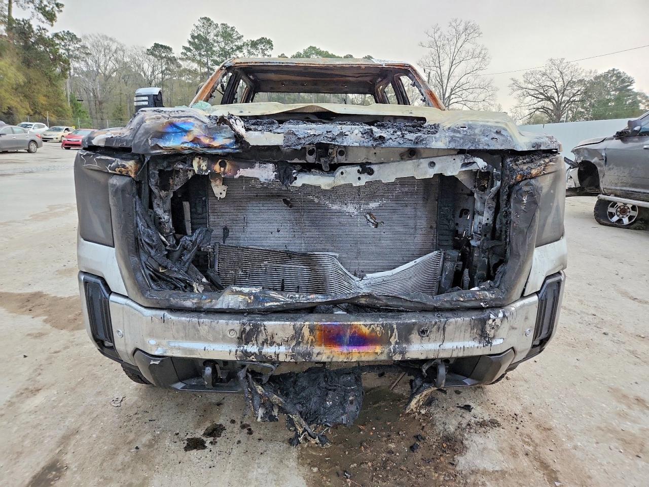 2025 Gmc Sierra K2500 Slt Белый vin: 1GT4UNE7XSF310195