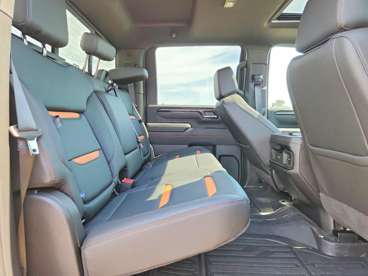 2025 Gmc Sierra K2500 At4 Gray vin: 1GT4UPE71SF361709