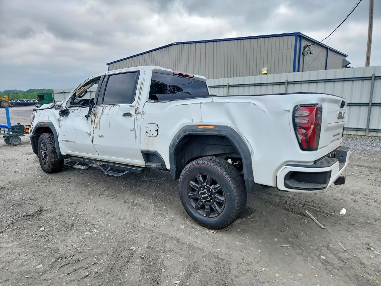 2026 Gmc Sierra K2500 At4 White vin: 1GT4UPEY8TF183064