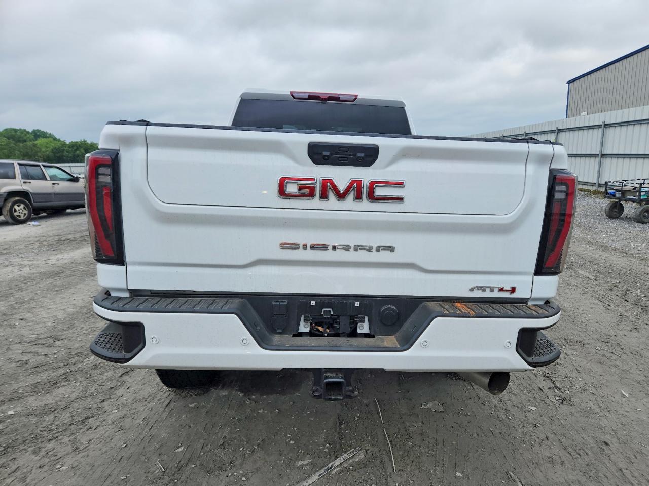 2026 Gmc Sierra K2500 At4 White vin: 1GT4UPEY8TF183064