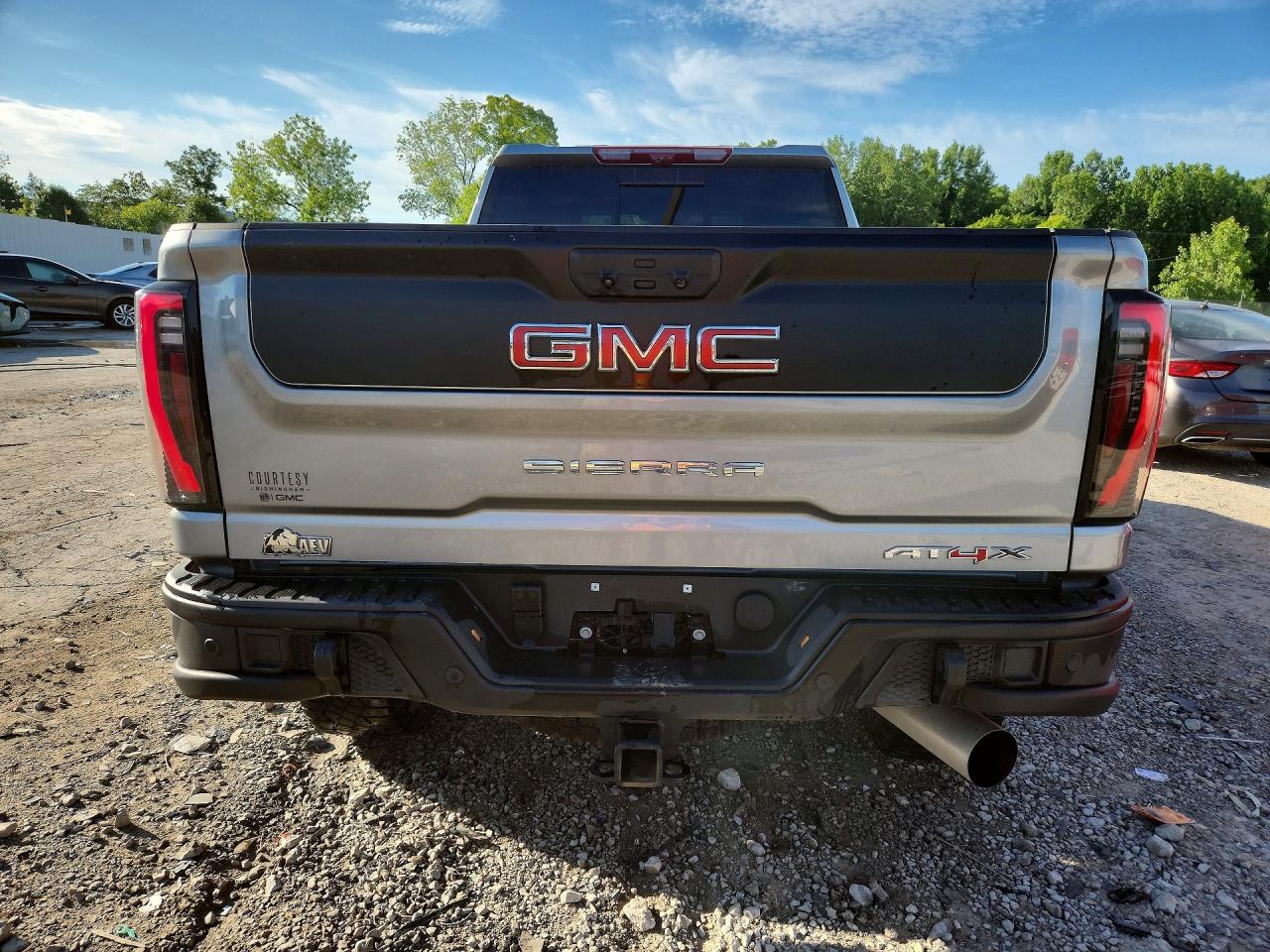 2025 Gmc Sierra K2500 At4x Gray vin: 1GT4UZEY7SF367972