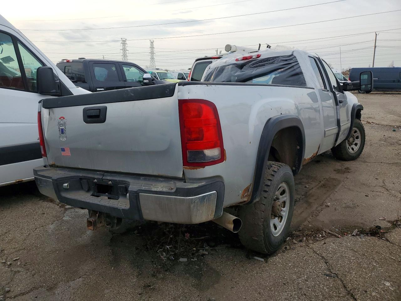 2013 Gm Heavy Duty Trucks Silver vin: 1GT523C84DZ208869