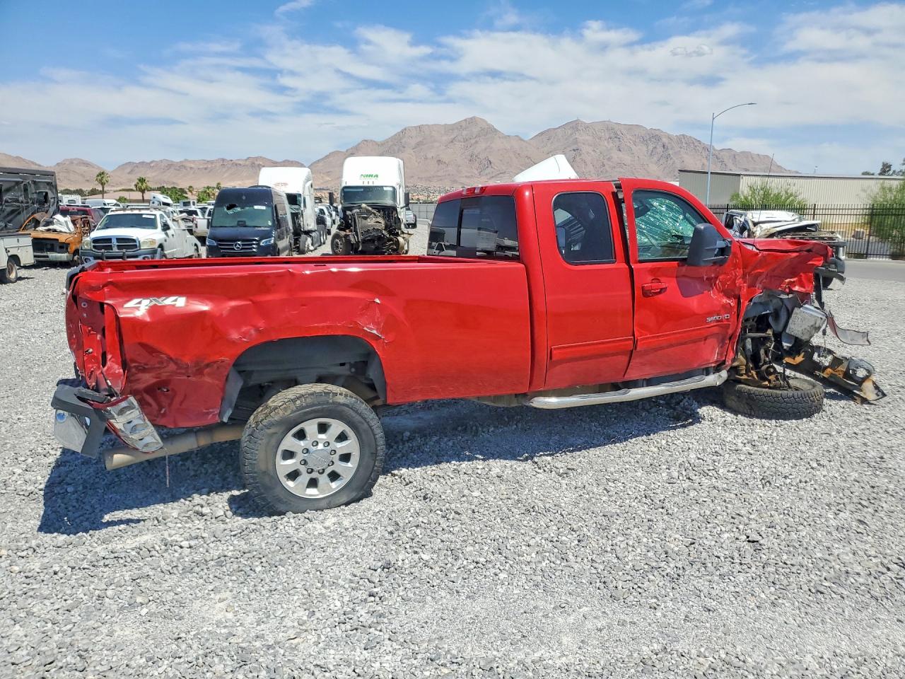 2011 Gmc Sierra K3500 Slt Red vin: 1GT524C86BZ245831