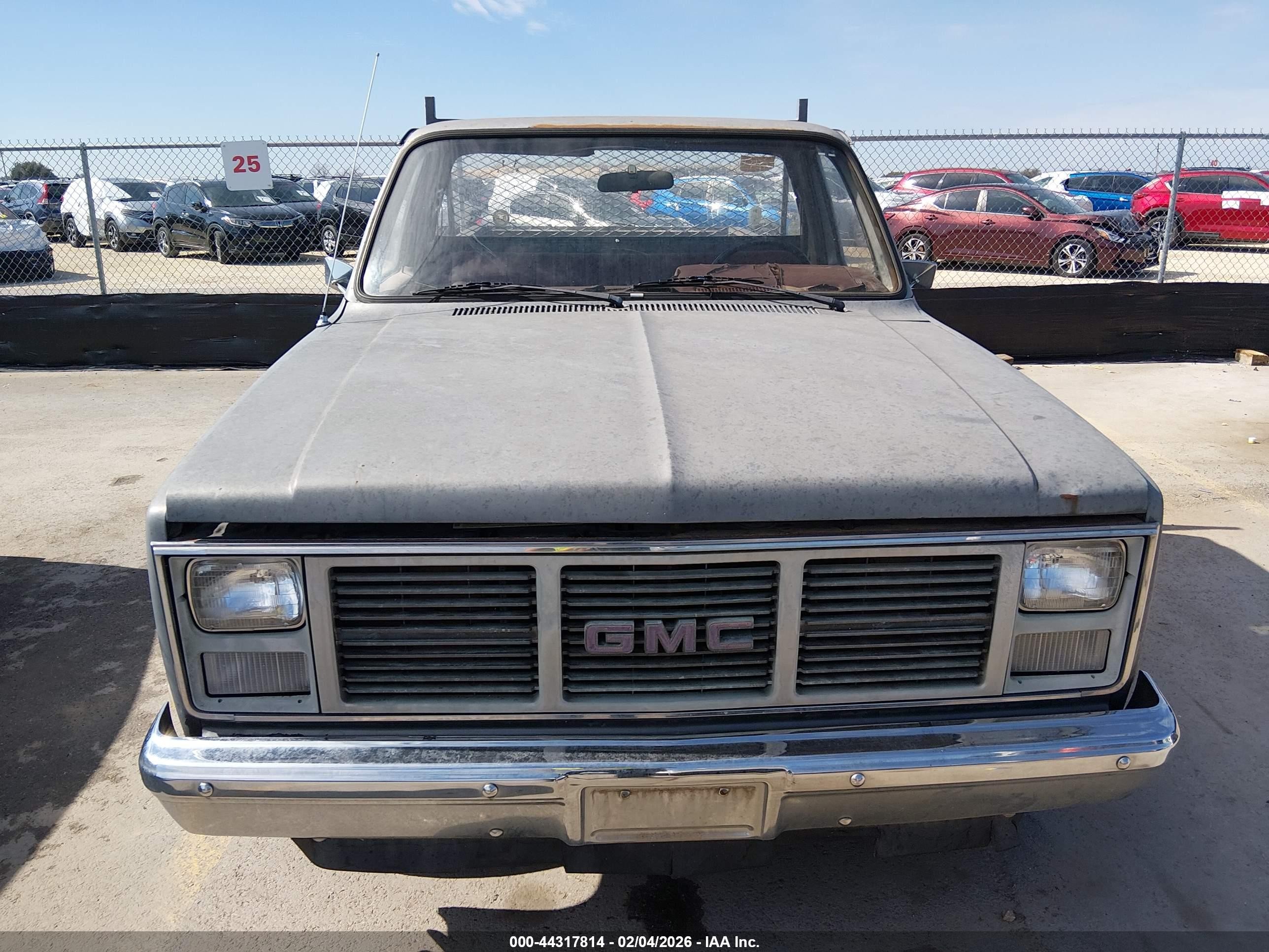1986 Gmc C1500   Gray vin: 1GTCC14N5GF705562
