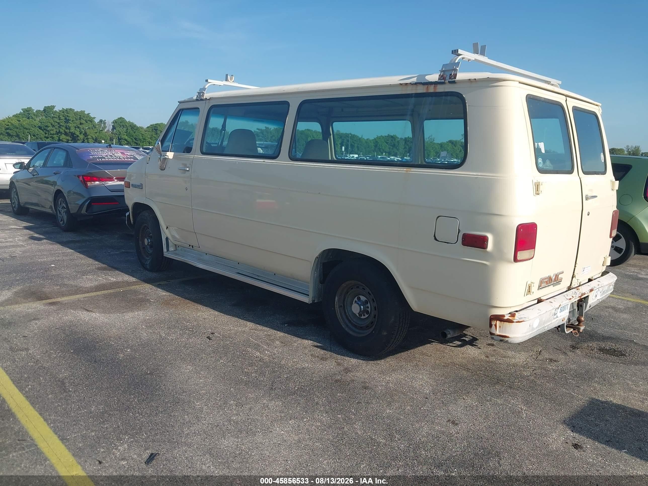 1991 Gmc Vandura G1500 Beige vin: 1GTCG15H8M7512115