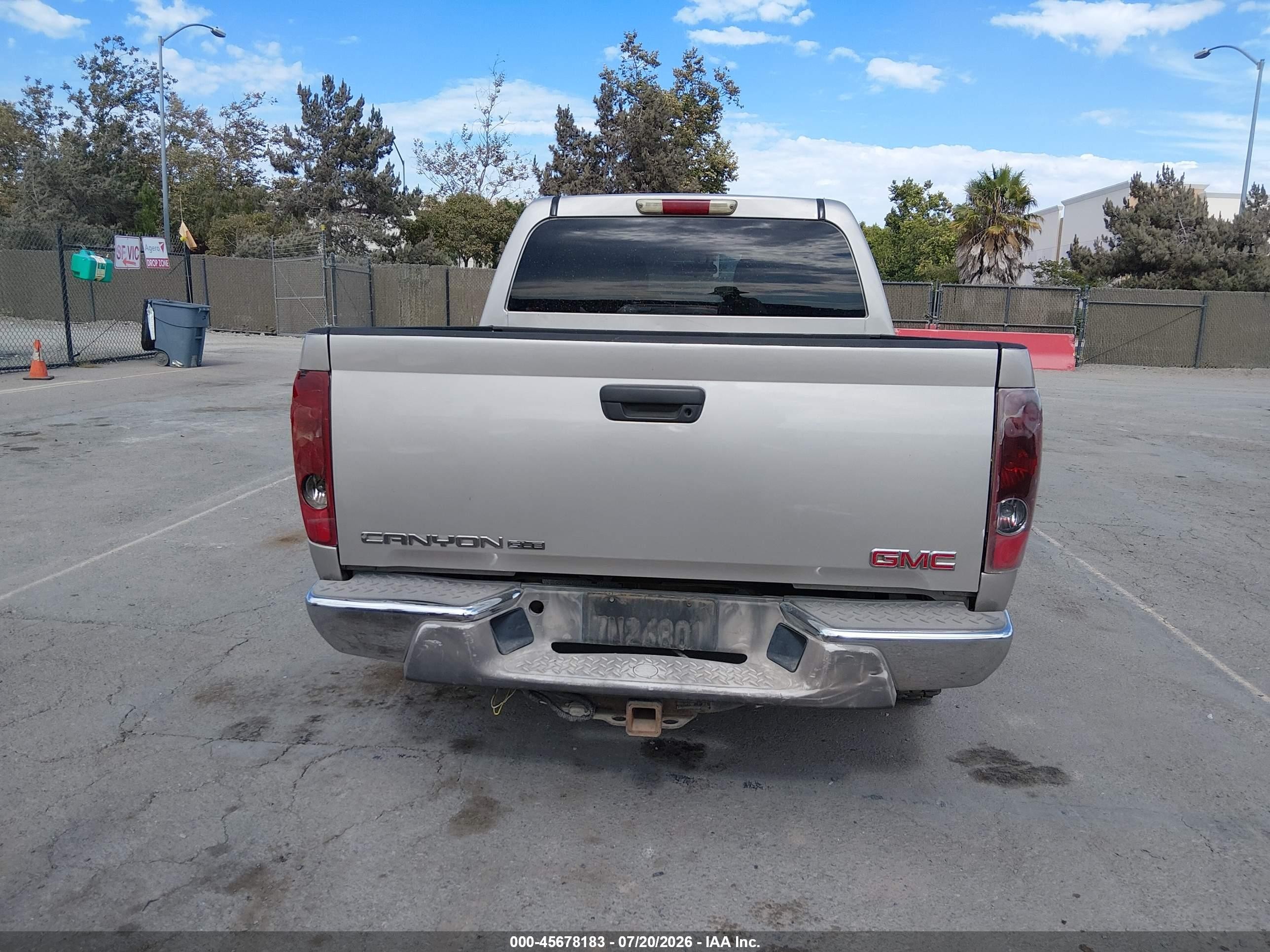2004 Gmc Canyon Sle Silver vin: 1GTCS136048206164